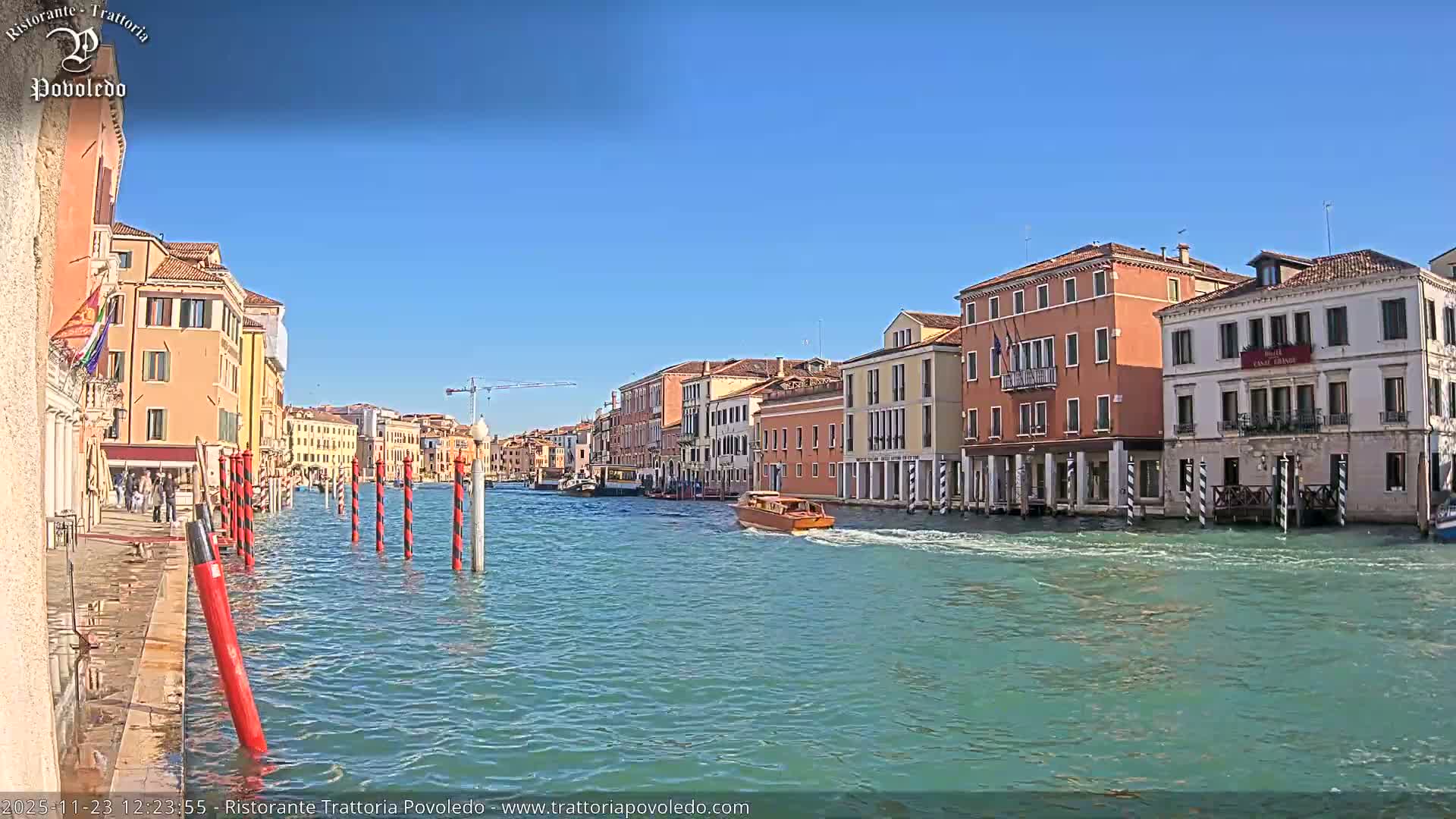 Venezia, Grand Canal Boat Traffic View Live Cam - Venice, Veneto, Italy