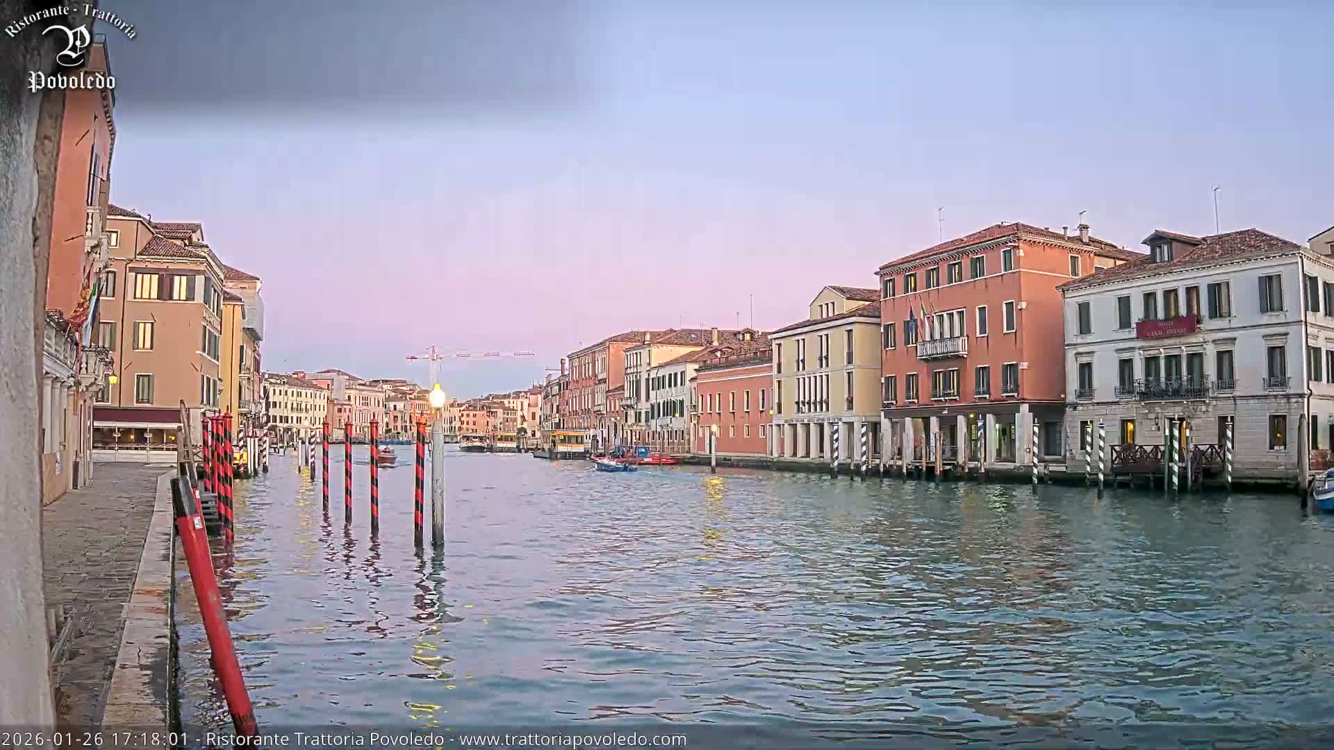 Venezia, Grand Canal Boat Traffic View Live Cam - Venice, Veneto, Italy