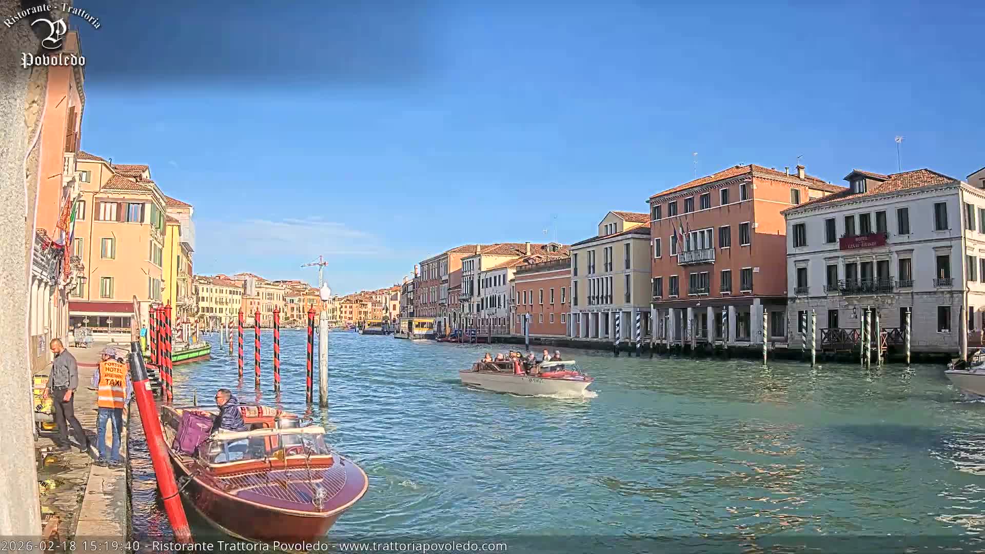 Venezia, Grand Canal Boat Traffic View Live Cam - Venice, Veneto, Italy