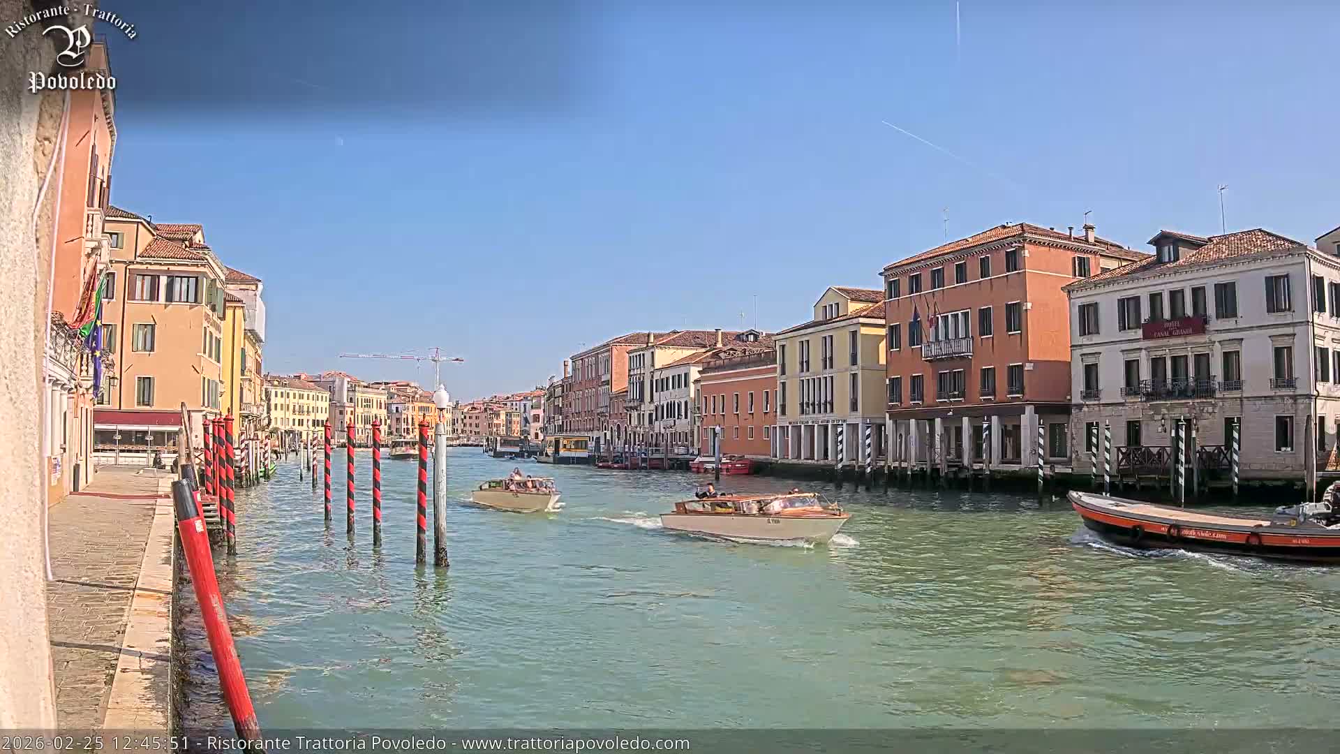 Venezia, Grand Canal Boat Traffic View Live Cam - Venice, Veneto, Italy