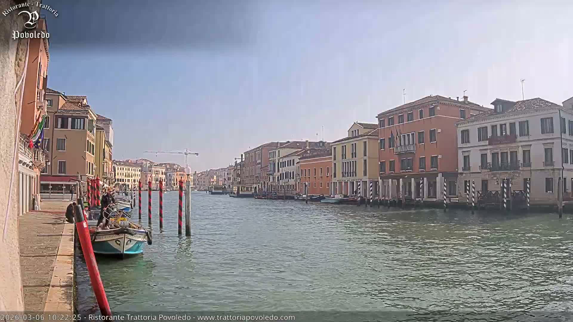 Venezia, Grand Canal Boat Traffic View Live Cam - Venice, Veneto, Italy