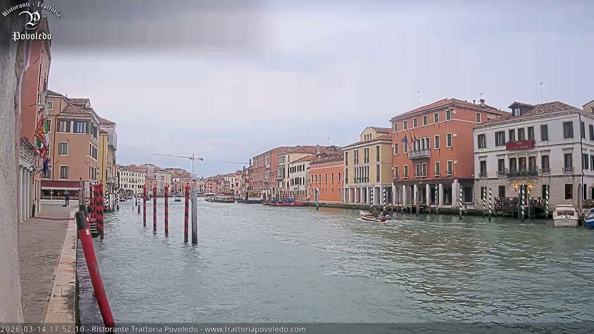 Venezia, Grand Canal Boat Traffic View Live Cam - Venice, Veneto, Italy