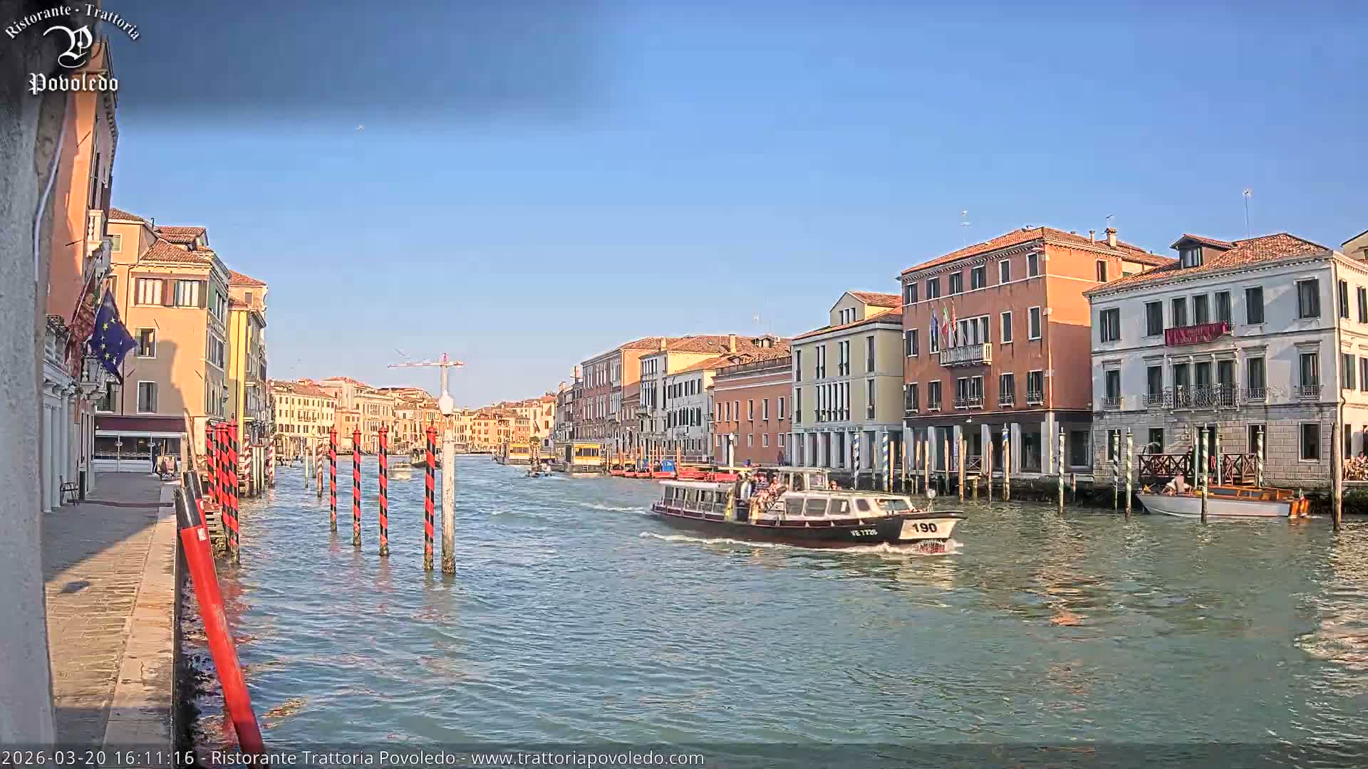 Venezia, Grand Canal Boat Traffic View Live Cam - Venice, Veneto, Italy