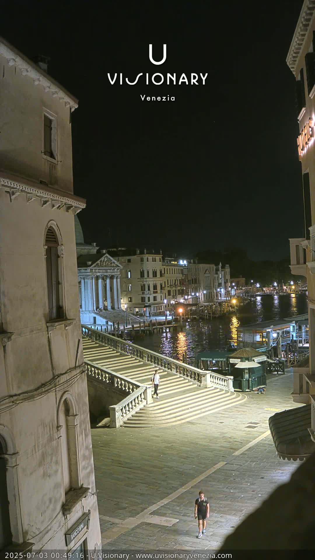 Venice, Ponte degli Scalzi Bridge & Chiesa di San Simeon Piccolo Church Live Cam - Venice, Veneto, Italy
