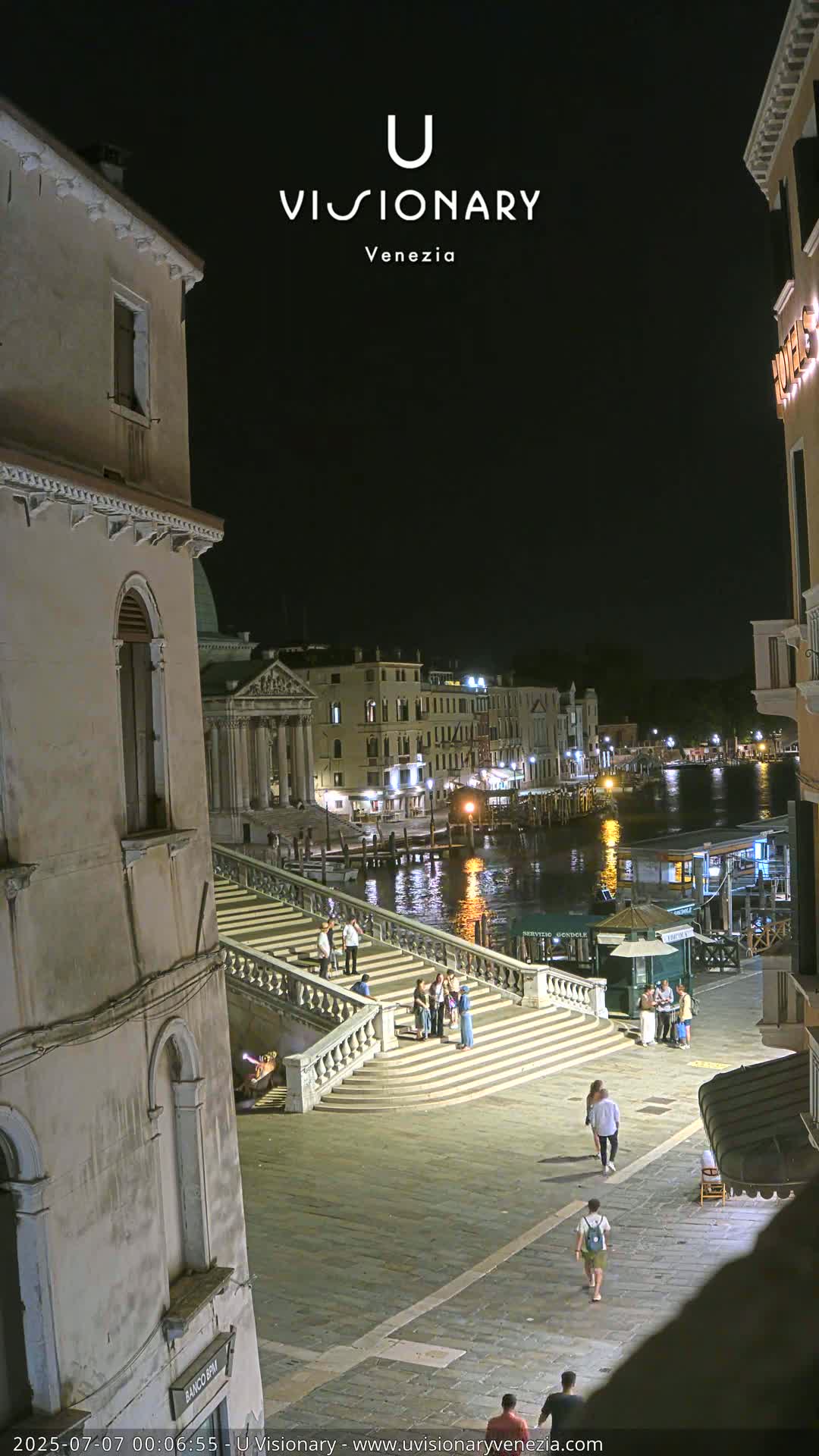 Venice, Ponte degli Scalzi Bridge & Chiesa di San Simeon Piccolo Church Live Cam - Venice, Veneto, Italy