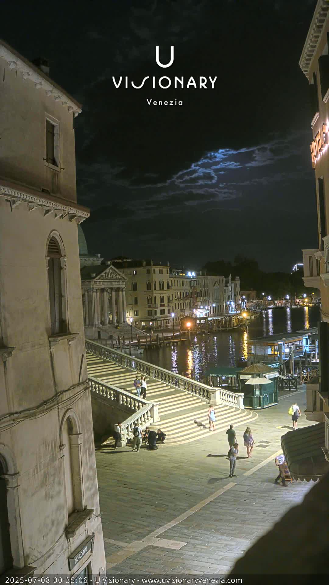 Venice, Ponte degli Scalzi Bridge & Chiesa di San Simeon Piccolo Church Live Cam - Venice, Veneto, Italy