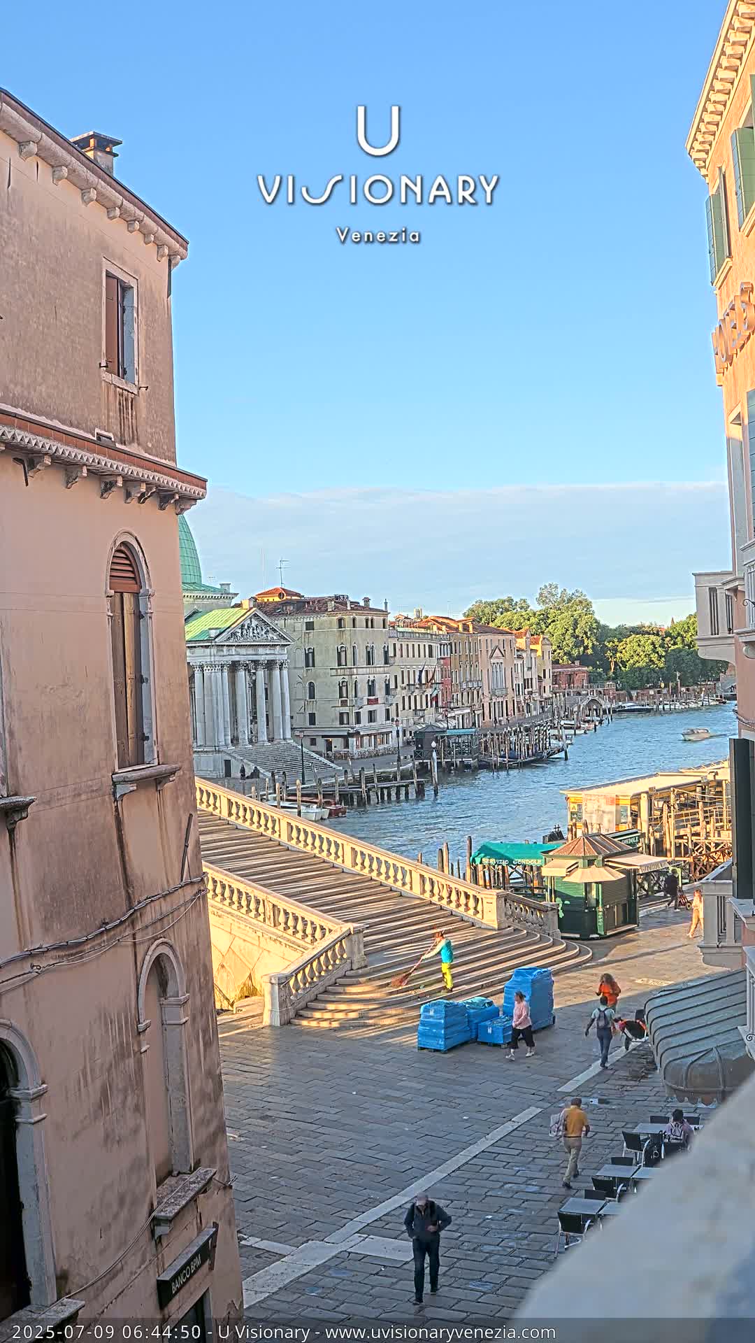Venice, Ponte degli Scalzi Bridge & Chiesa di San Simeon Piccolo Church Live Cam - Venice, Veneto, Italy