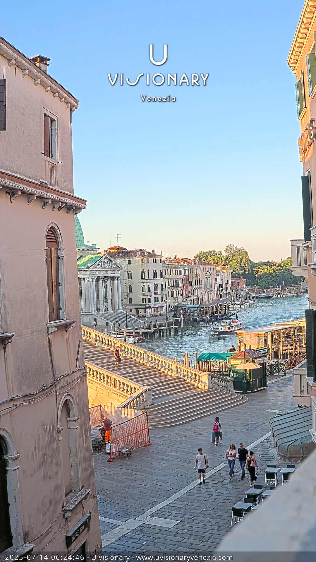 Venice, Ponte degli Scalzi Bridge & Chiesa di San Simeon Piccolo Church Live Cam - Venice, Veneto, Italy