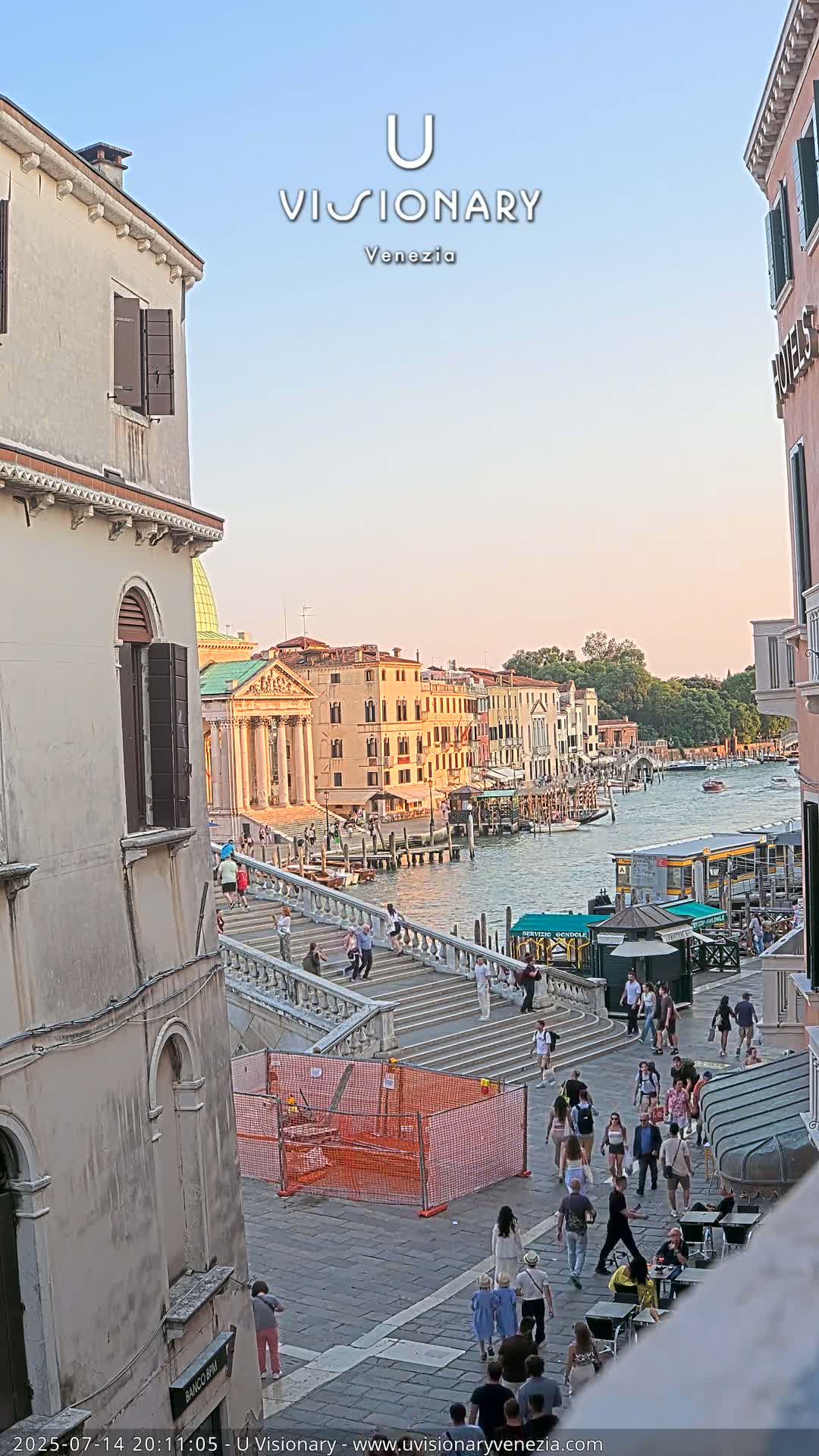 Venice, Ponte degli Scalzi Bridge & Chiesa di San Simeon Piccolo Church Live Cam - Venice, Veneto, Italy