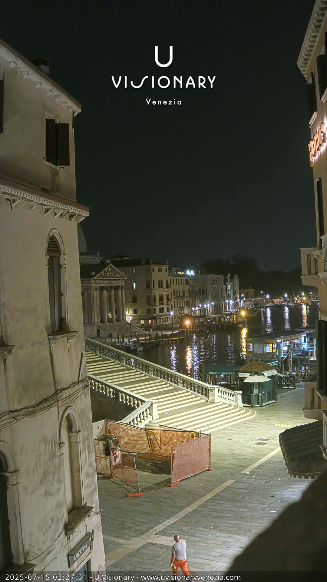 Venice, Ponte degli Scalzi Bridge & Chiesa di San Simeon Piccolo Church Live Cam - Venice, Veneto, Italy