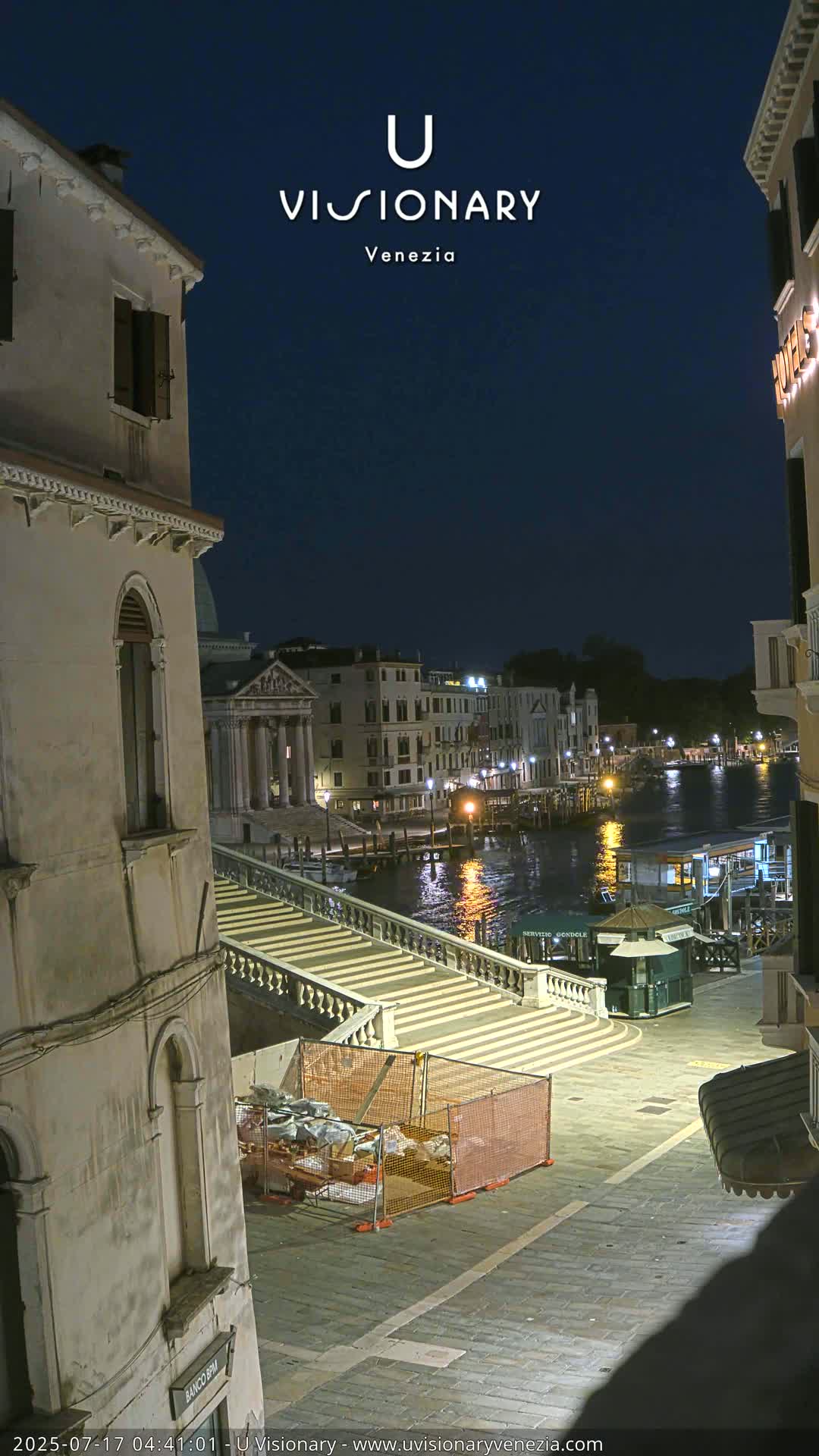 Venice, Ponte degli Scalzi Bridge & Chiesa di San Simeon Piccolo Church Live Cam - Venice, Veneto, Italy