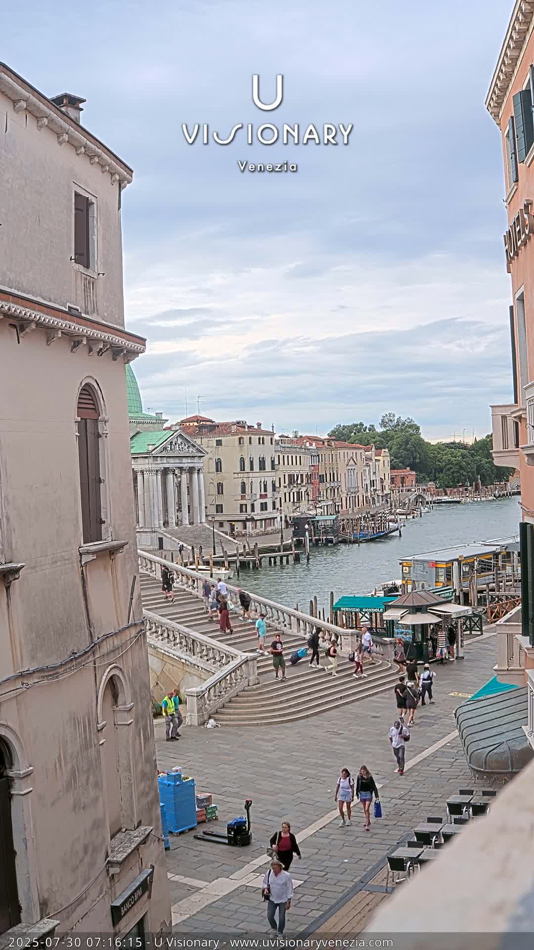 Venice, Ponte degli Scalzi Bridge & Chiesa di San Simeon Piccolo Church Live Cam - Venice, Veneto, Italy