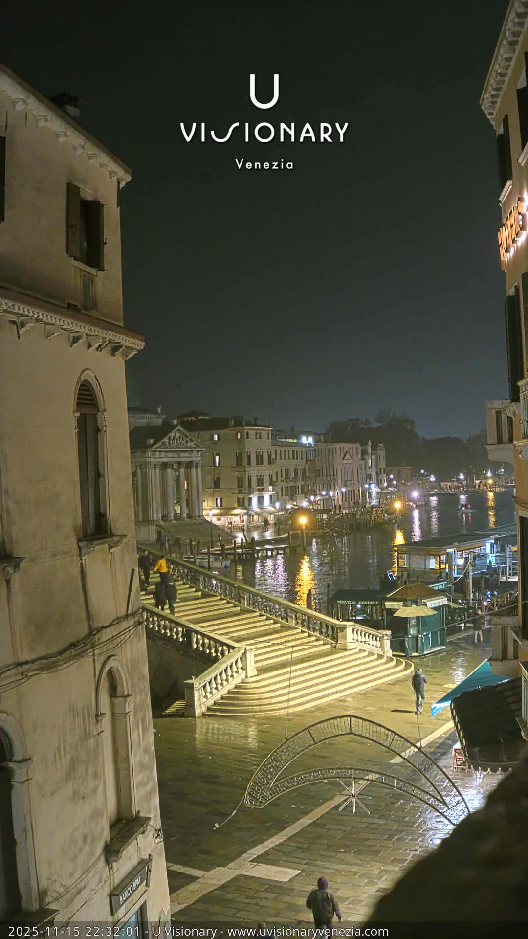 Venice, Ponte degli Scalzi Bridge & Chiesa di San Simeon Piccolo Church Live Cam - Venice, Veneto, Italy