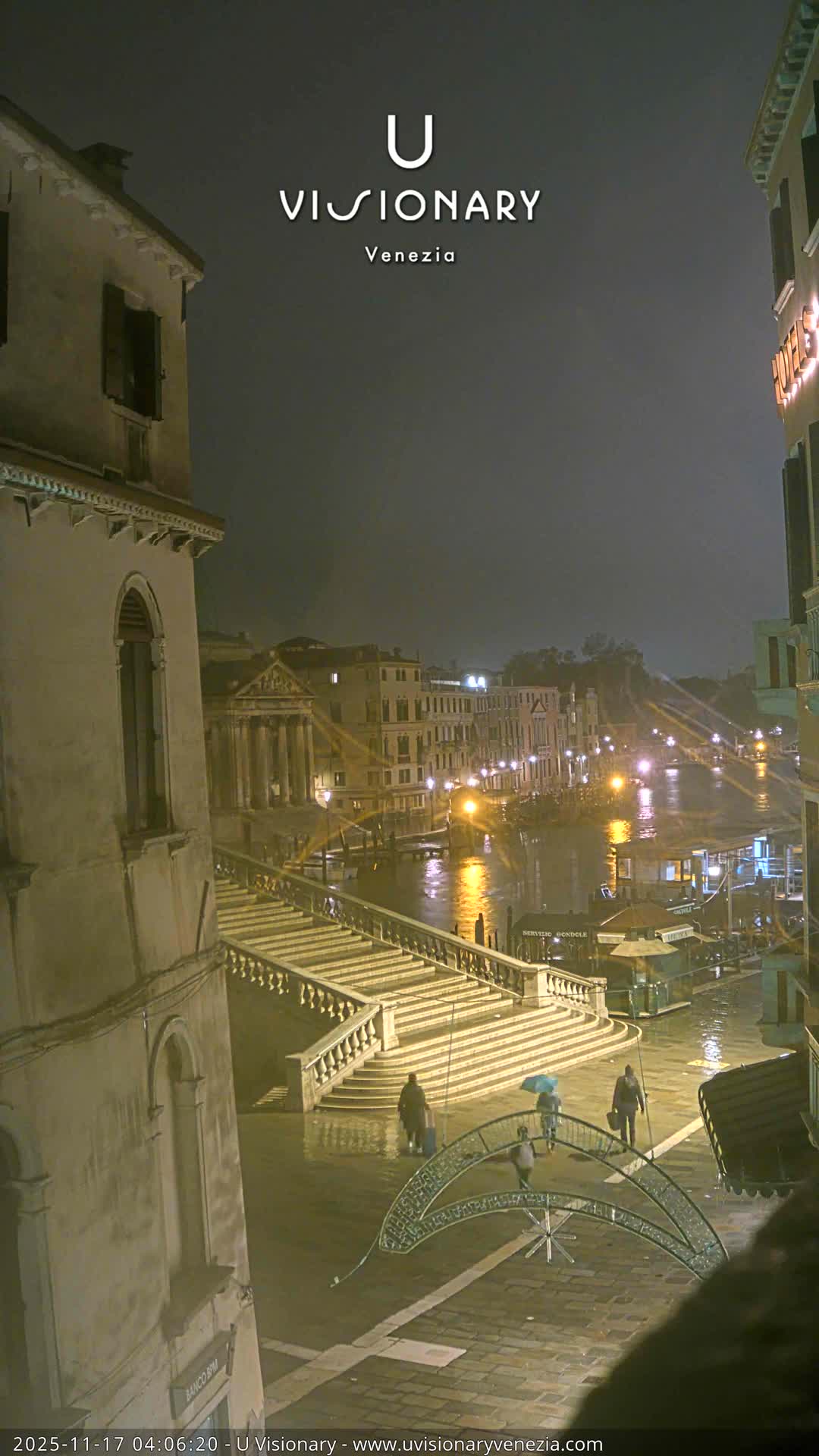 Venice, Ponte degli Scalzi Bridge & Chiesa di San Simeon Piccolo Church Live Cam - Venice, Veneto, Italy