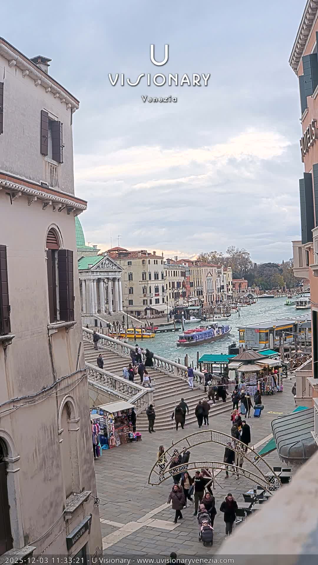 Venice, Ponte degli Scalzi Bridge & Chiesa di San Simeon Piccolo Church Live Cam - Venice, Veneto, Italy