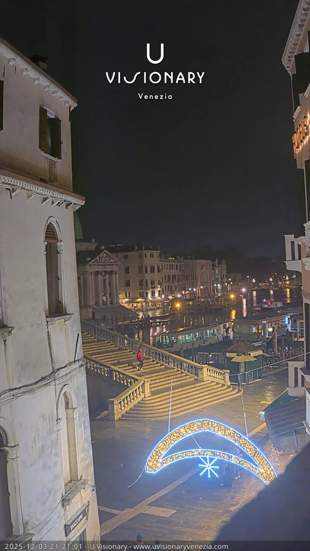 Venice, Ponte degli Scalzi Bridge & Chiesa di San Simeon Piccolo Church Live Cam - Venice, Veneto, Italy