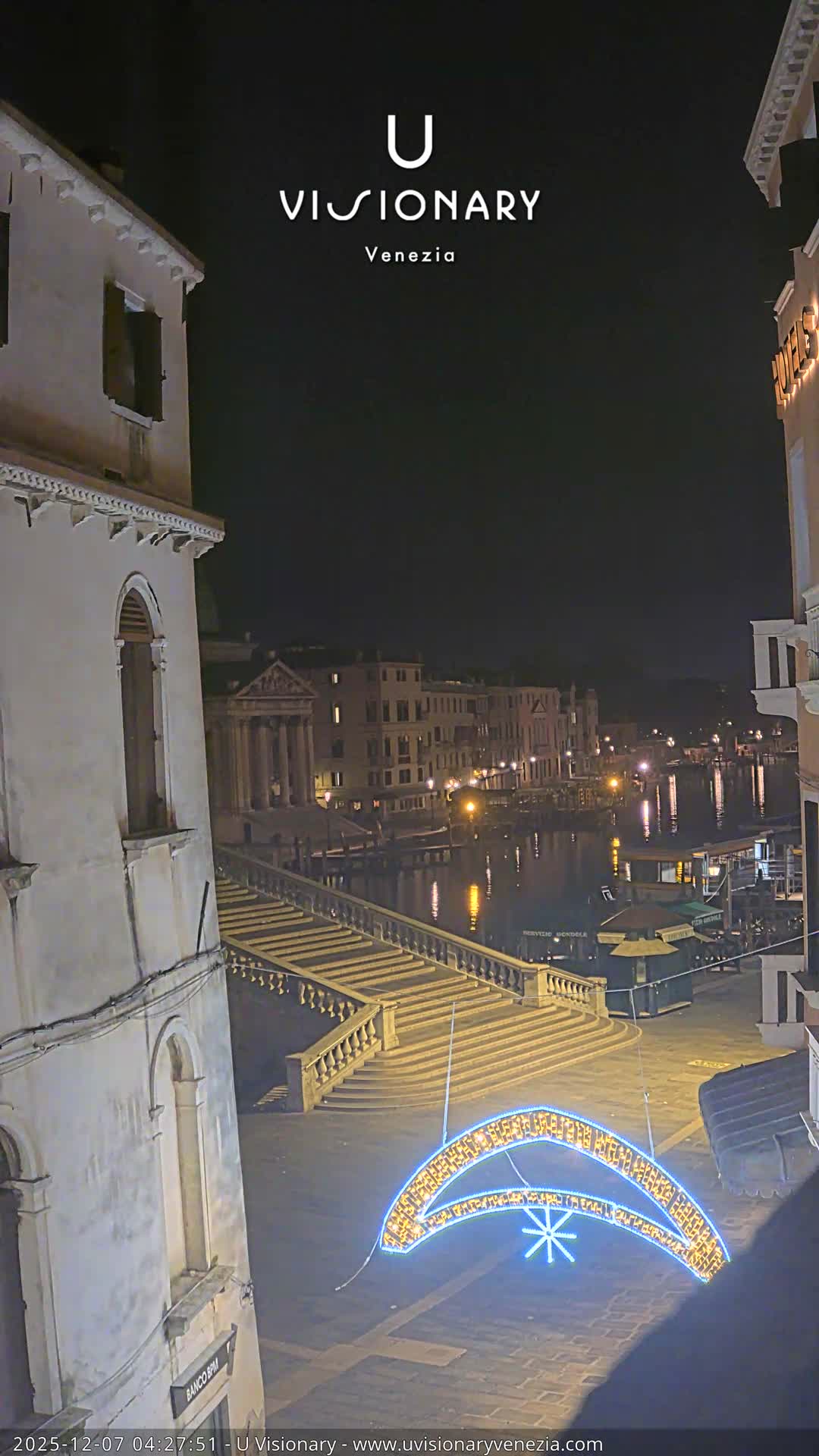 Venice, Ponte degli Scalzi Bridge & Chiesa di San Simeon Piccolo Church Live Cam - Venice, Veneto, Italy