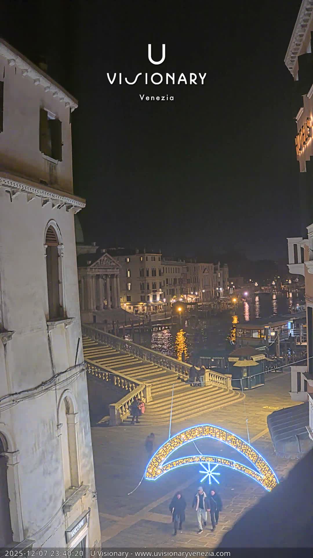 Venice, Ponte degli Scalzi Bridge & Chiesa di San Simeon Piccolo Church Live Cam - Venice, Veneto, Italy