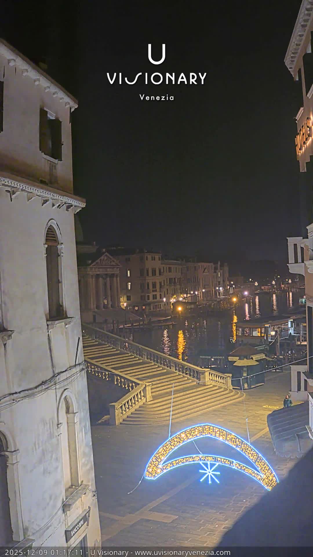 Venice, Ponte degli Scalzi Bridge & Chiesa di San Simeon Piccolo Church Live Cam - Venice, Veneto, Italy