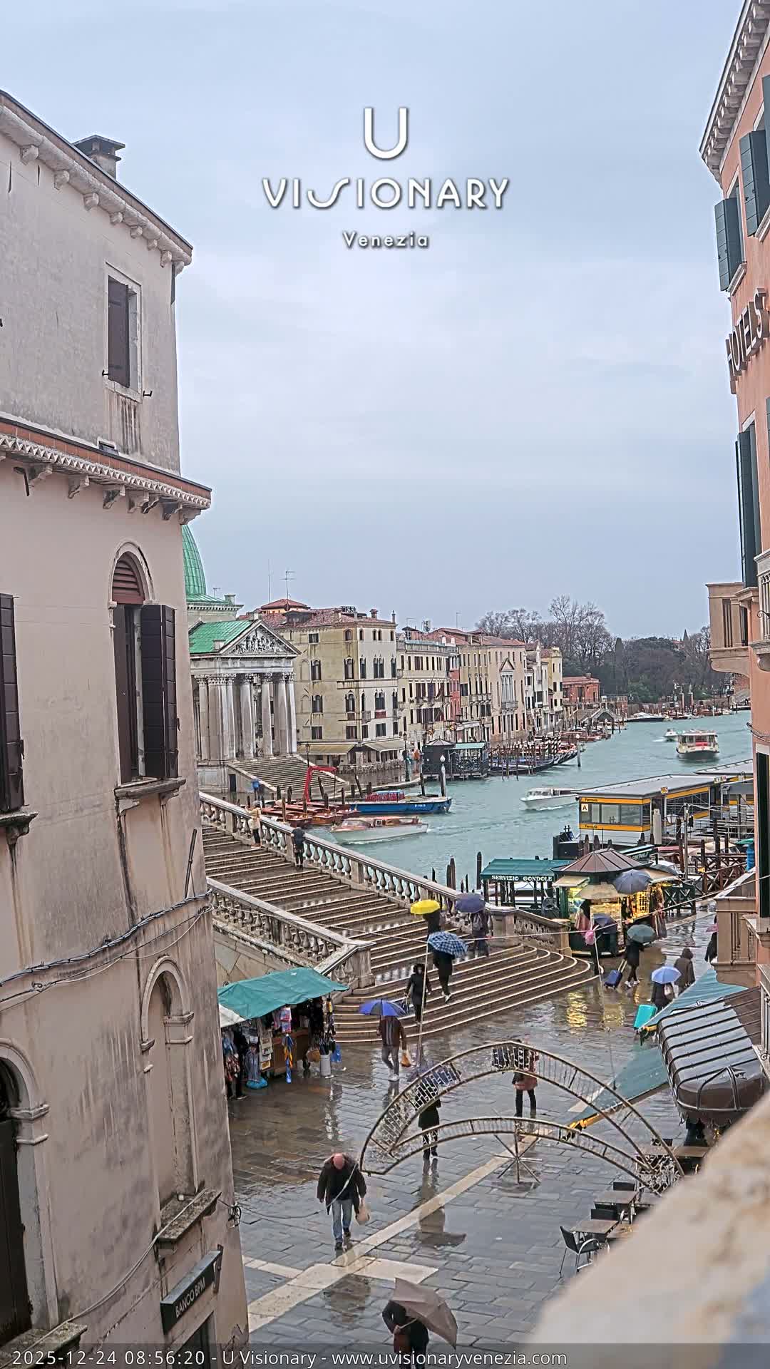 Venice, Ponte degli Scalzi Bridge & Chiesa di San Simeon Piccolo Church Live Cam - Venice, Veneto, Italy