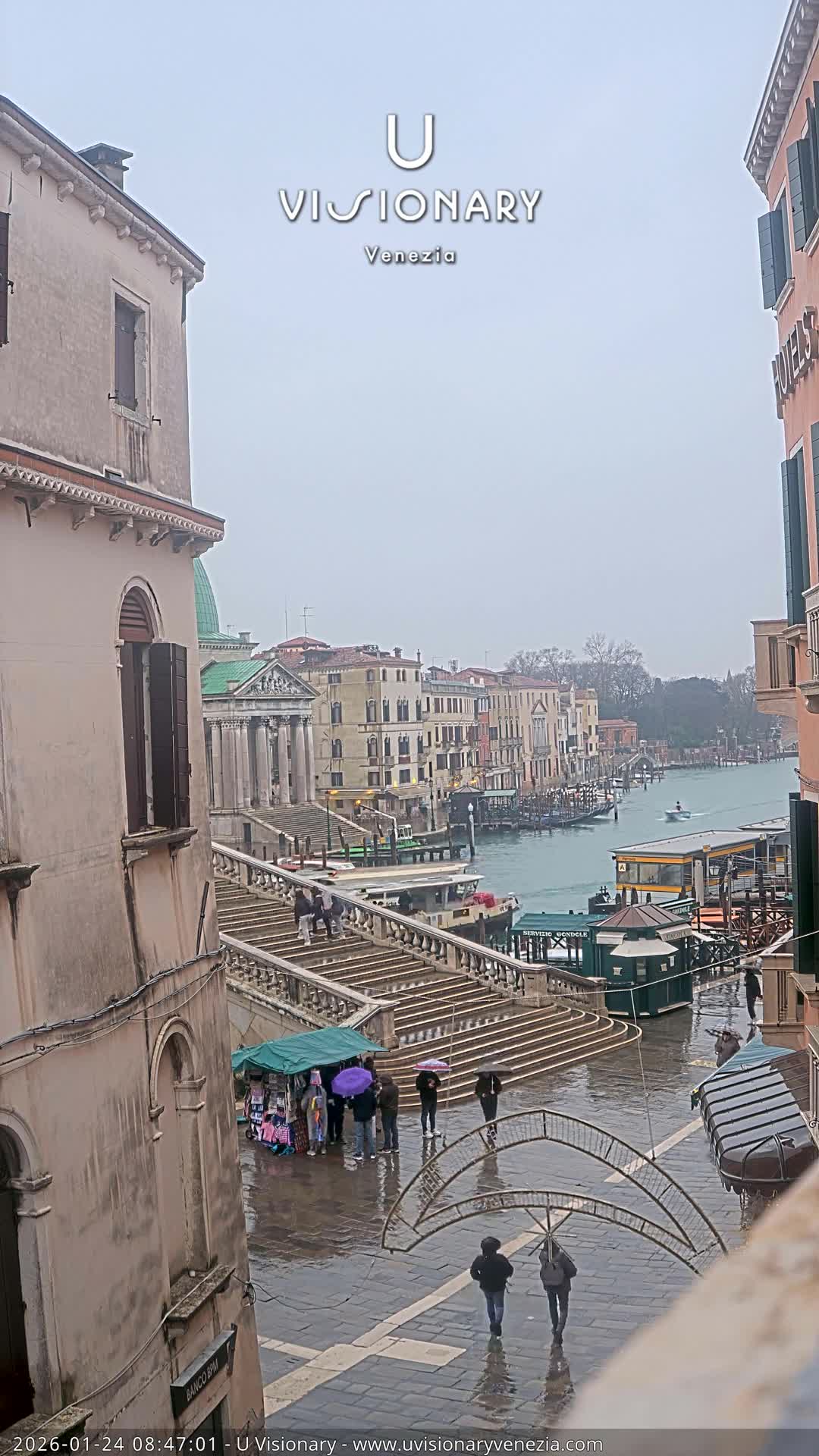 Venice, Ponte degli Scalzi Bridge & Chiesa di San Simeon Piccolo Church Live Cam - Venice, Veneto, Italy