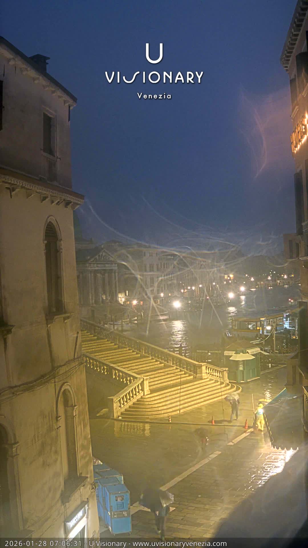 Venice, Ponte degli Scalzi Bridge & Chiesa di San Simeon Piccolo Church Live Cam - Venice, Veneto, Italy