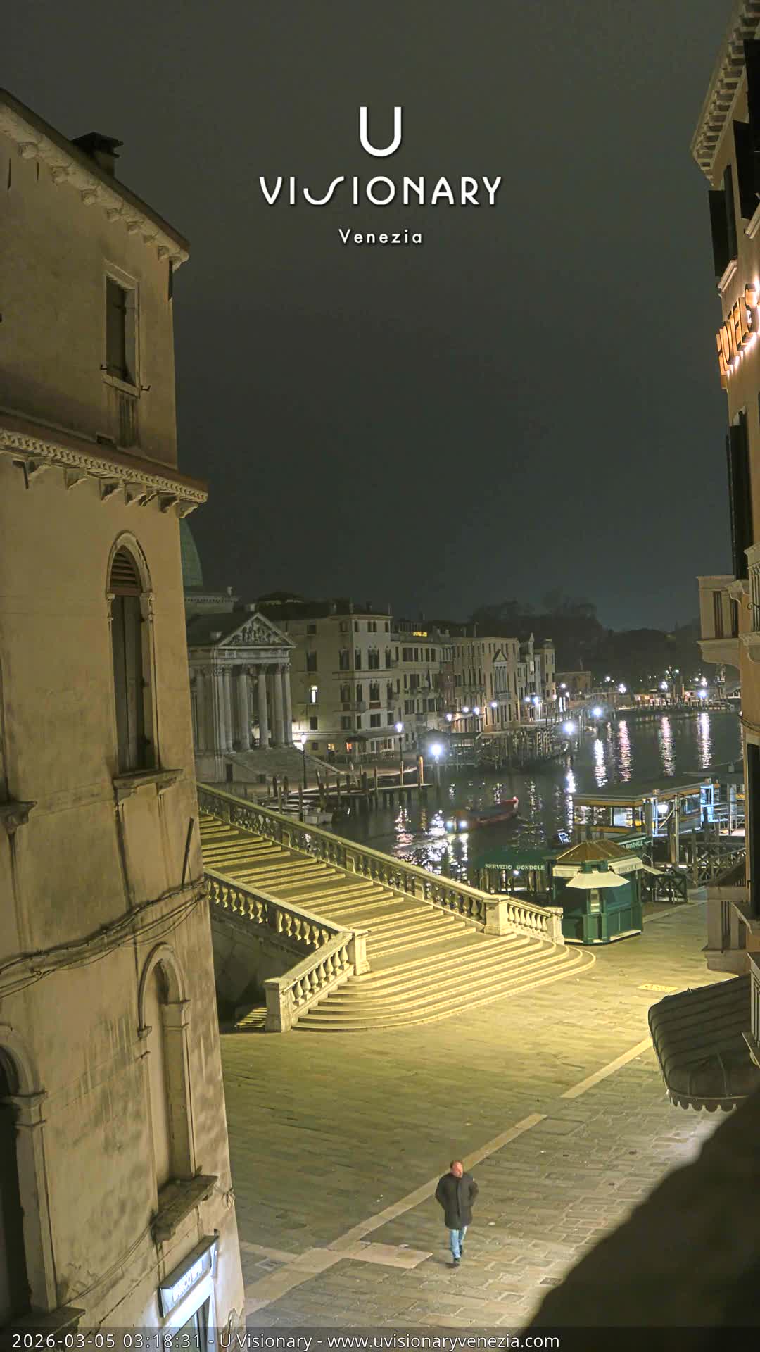 Venice, Ponte degli Scalzi Bridge & Chiesa di San Simeon Piccolo Church Live Cam - Venice, Veneto, Italy
