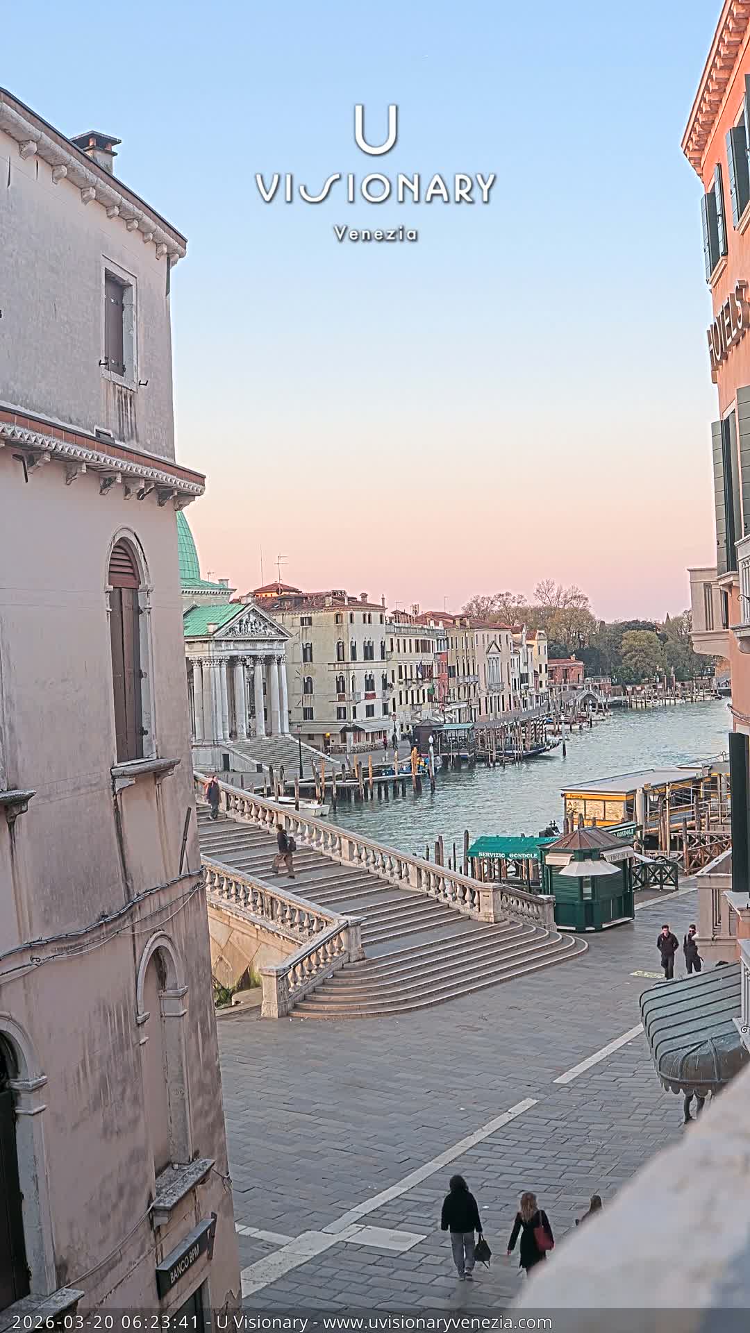 Venice, Ponte degli Scalzi Bridge & Chiesa di San Simeon Piccolo Church Live Cam - Venice, Veneto, Italy