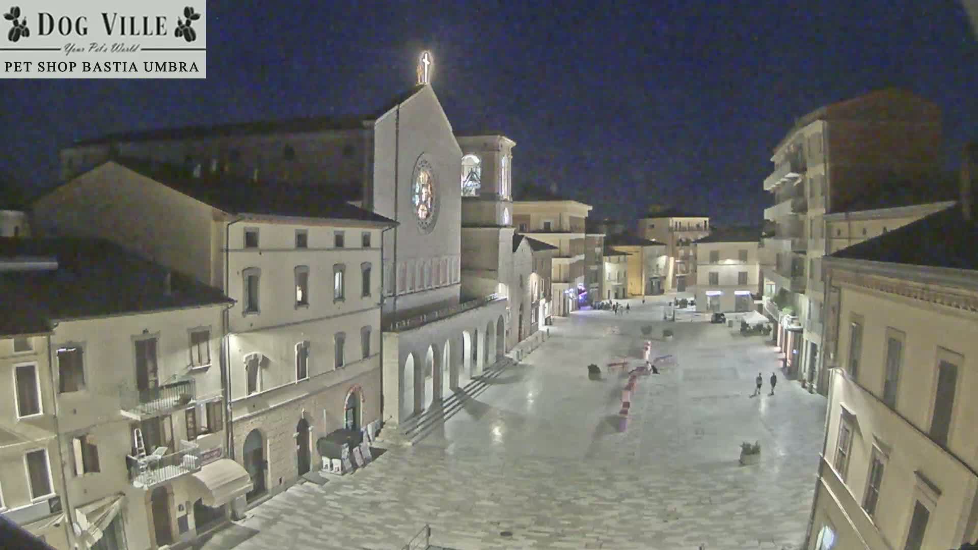 Bastia Umbra, Piazza Giuseppe Mazzini Square Live Cam - Perugia, Umbria, Italy