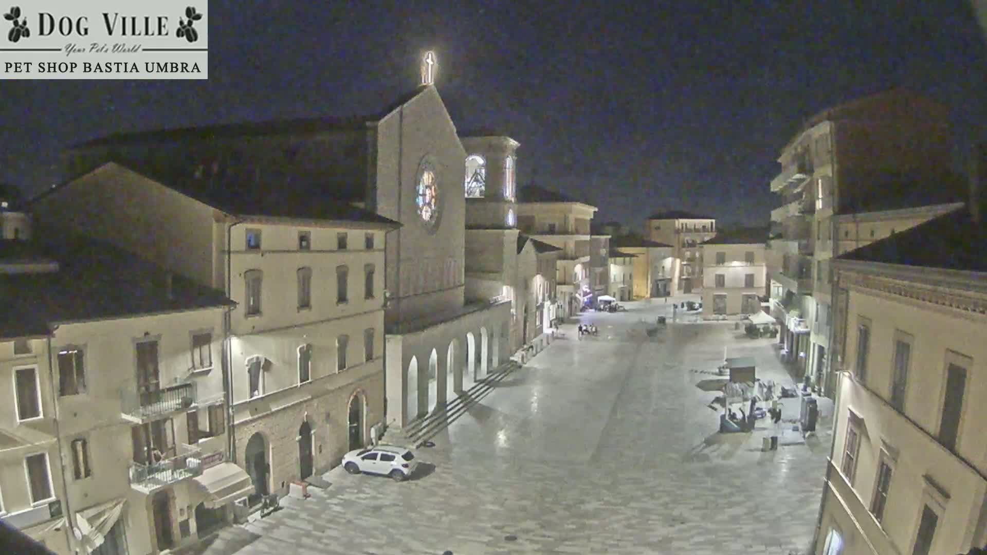 Bastia Umbra, Piazza Giuseppe Mazzini Square Live Cam - Perugia, Umbria, Italy