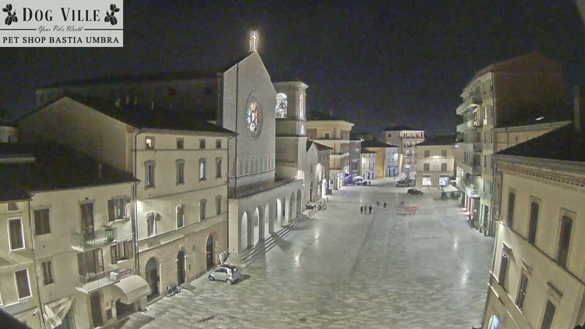 Bastia Umbra, Piazza Giuseppe Mazzini Square Live Cam - Perugia, Umbria, Italy