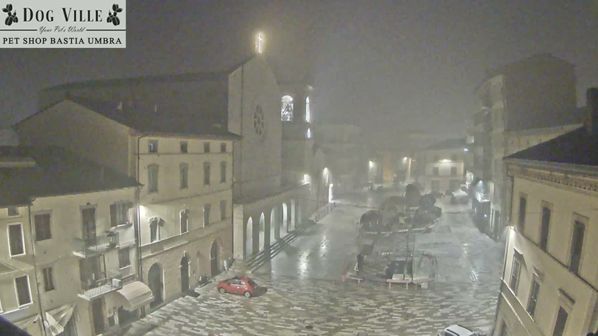 Bastia Umbra, Piazza Giuseppe Mazzini Square Live Cam - Perugia, Umbria, Italy