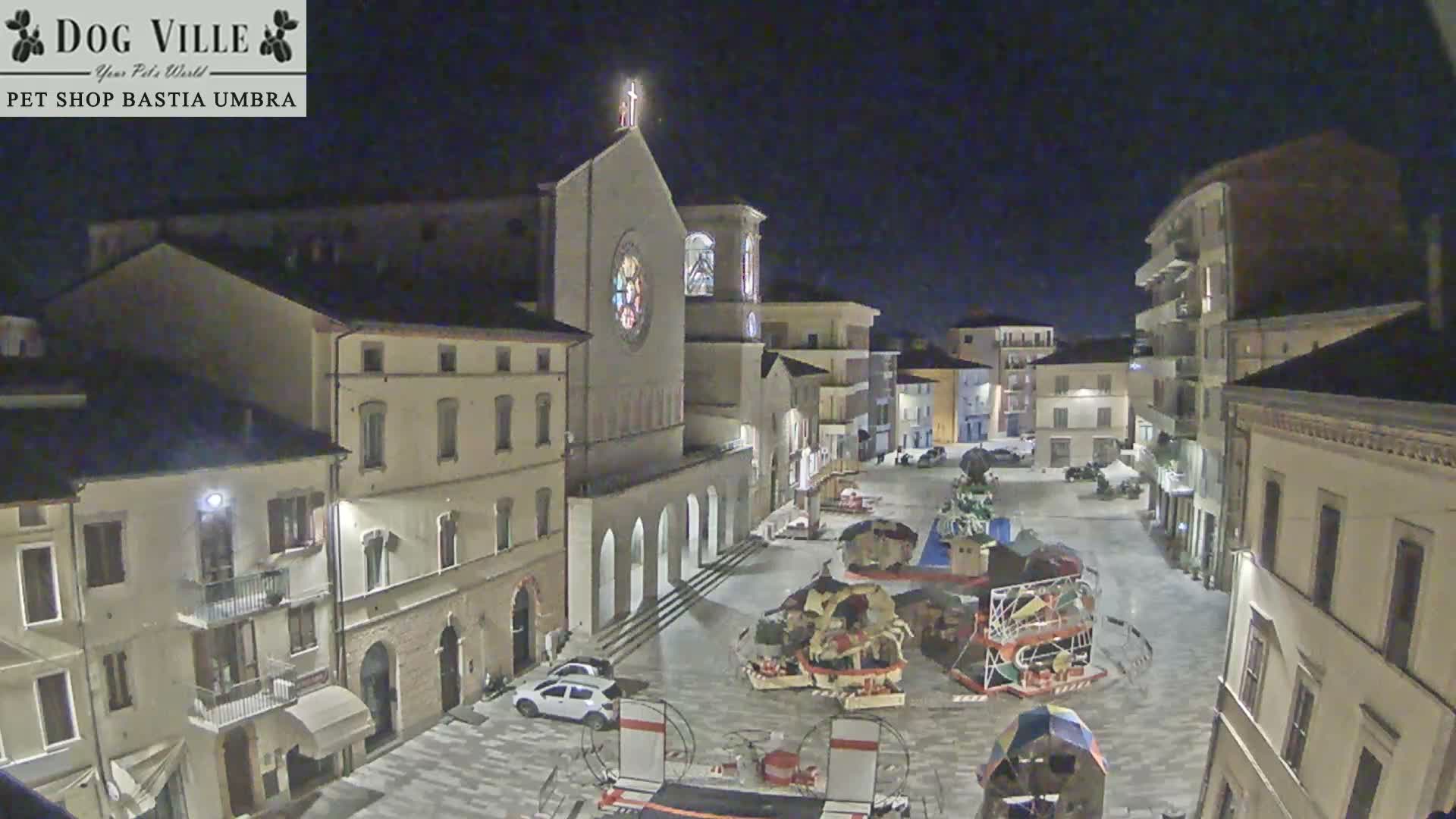 Bastia Umbra, Piazza Giuseppe Mazzini Square Live Cam - Perugia, Umbria, Italy