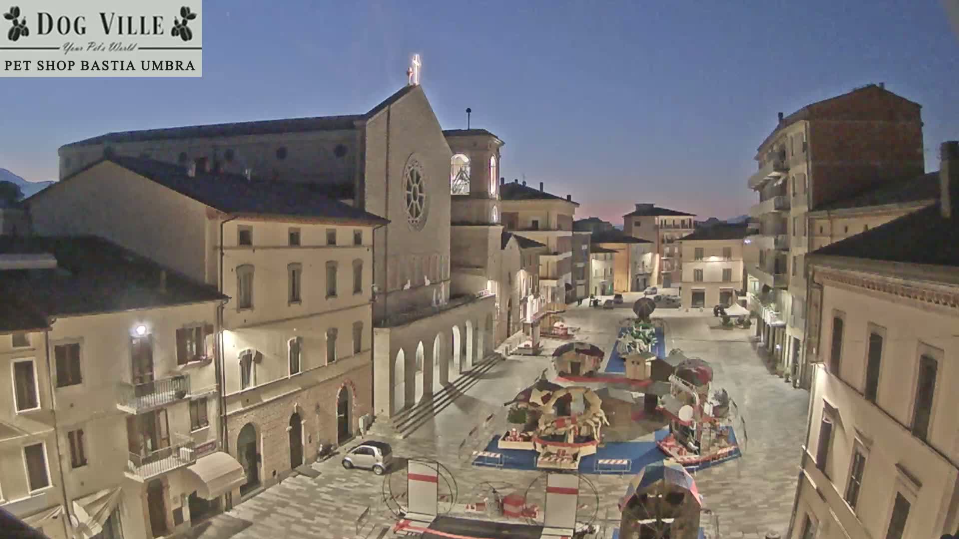 Bastia Umbra, Piazza Giuseppe Mazzini Square Live Cam - Perugia, Umbria, Italy