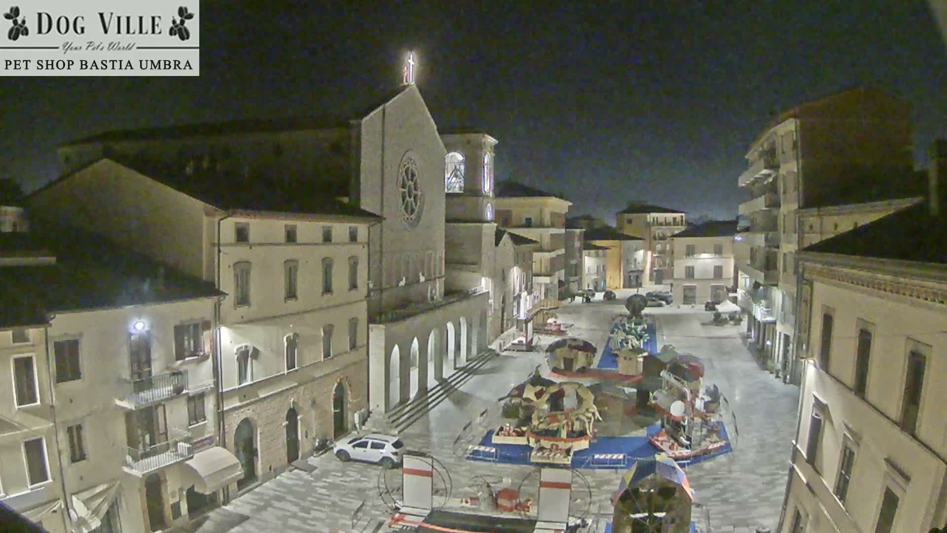 Bastia Umbra, Piazza Giuseppe Mazzini Square Live Cam - Perugia, Umbria, Italy