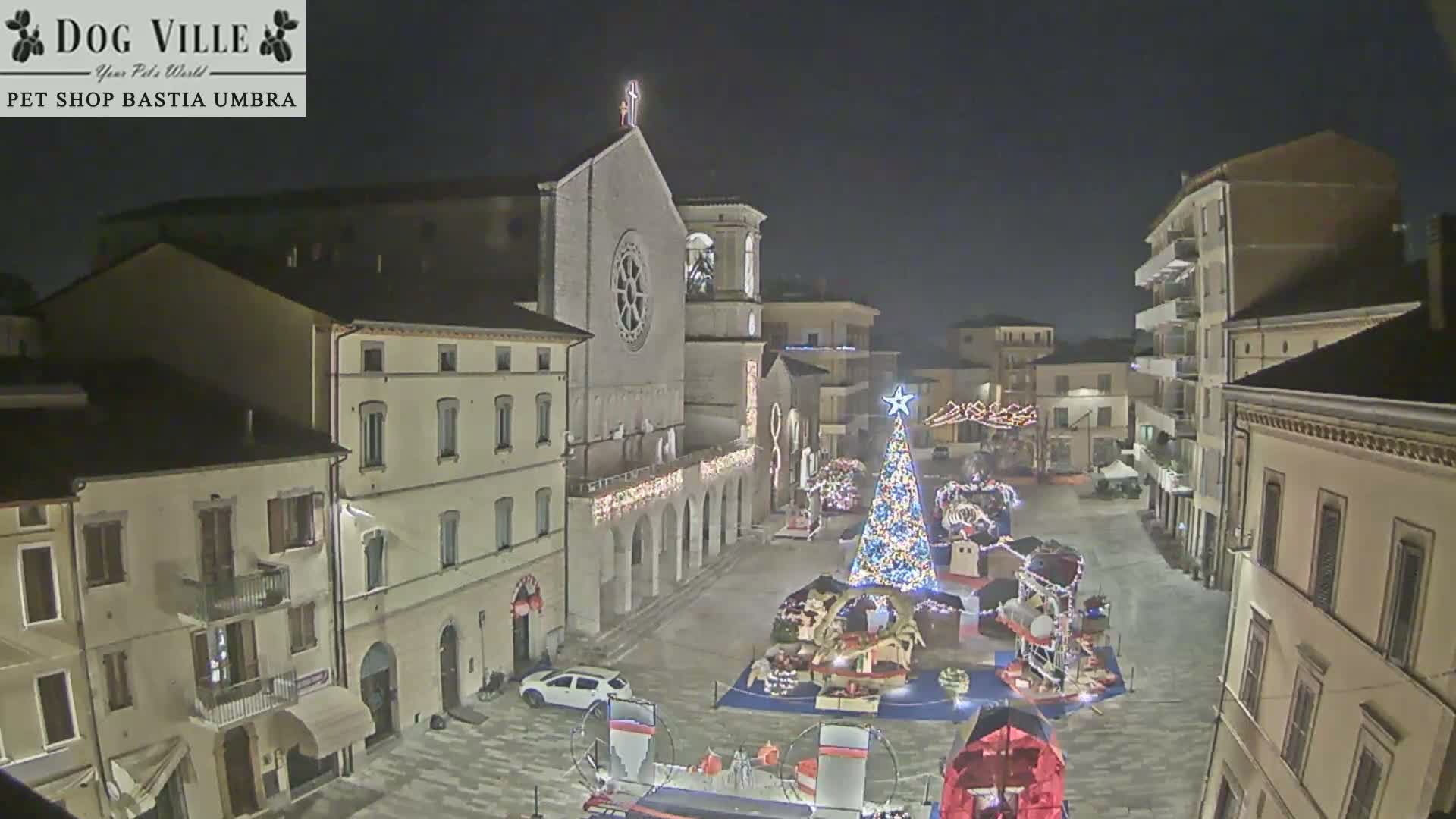 Bastia Umbra, Piazza Giuseppe Mazzini Square Live Cam - Perugia, Umbria, Italy