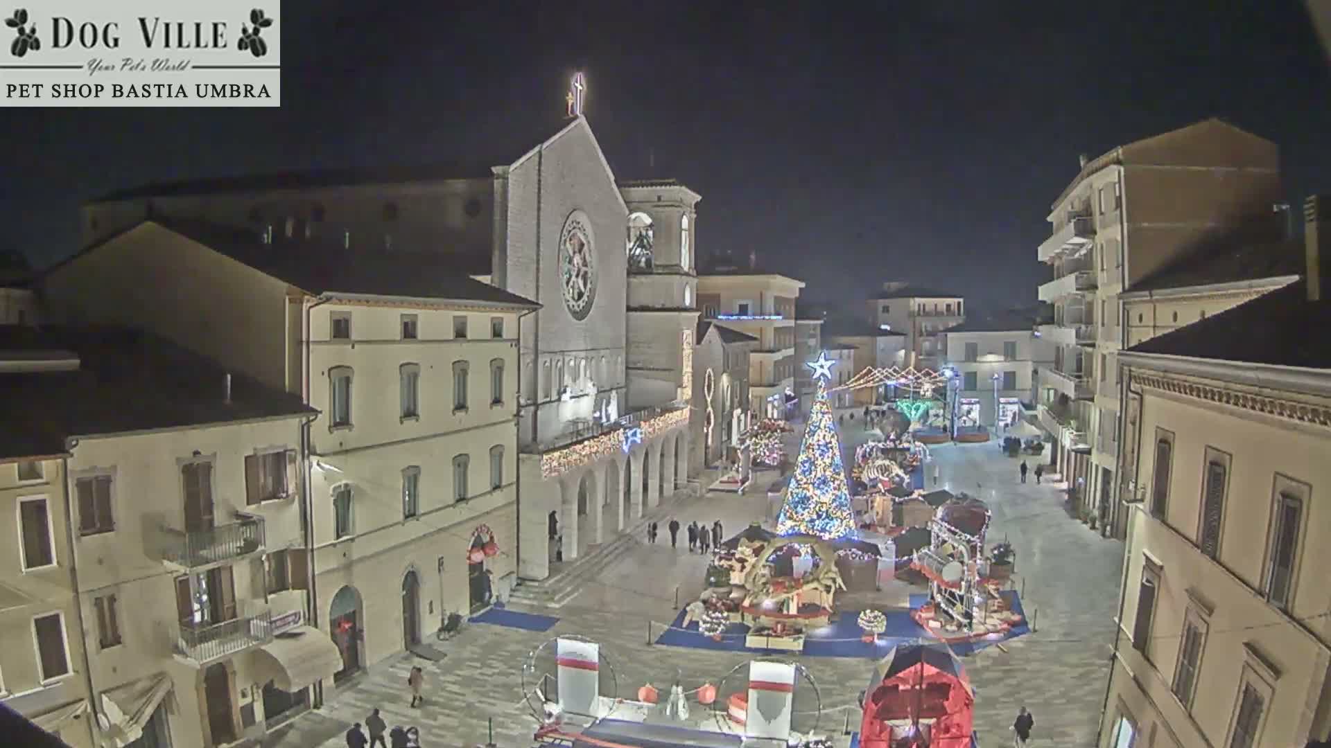 Bastia Umbra, Piazza Giuseppe Mazzini Square Live Cam - Perugia, Umbria, Italy