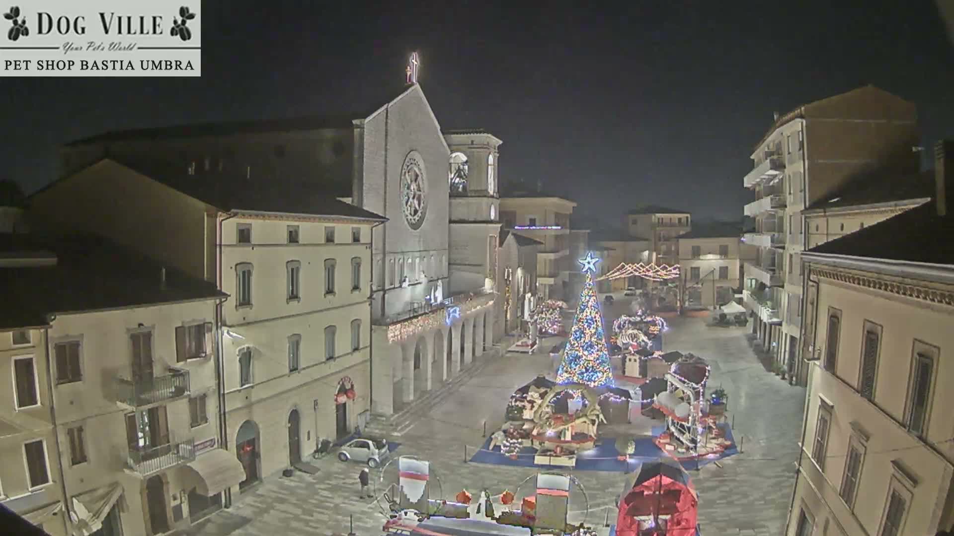 Bastia Umbra, Piazza Giuseppe Mazzini Square Live Cam - Perugia, Umbria, Italy
