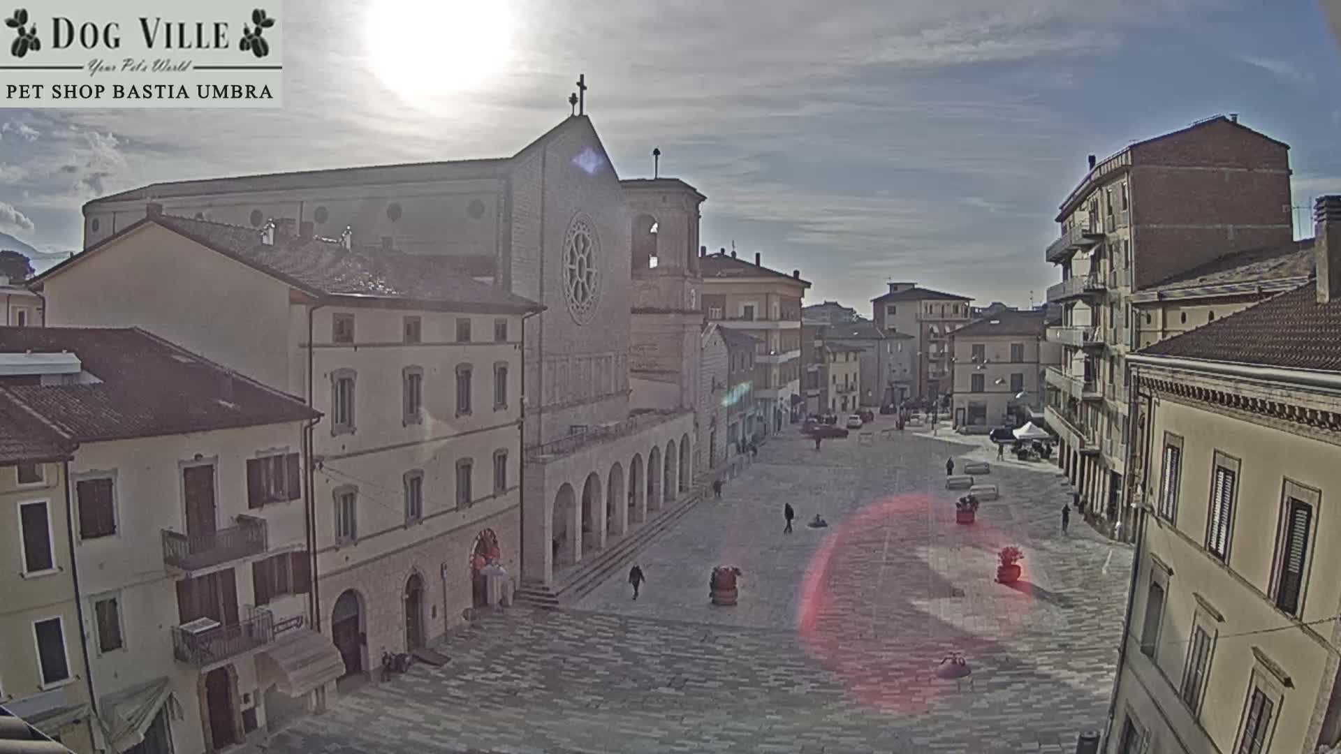 Bastia Umbra, Piazza Giuseppe Mazzini Square Live Cam - Perugia, Umbria, Italy