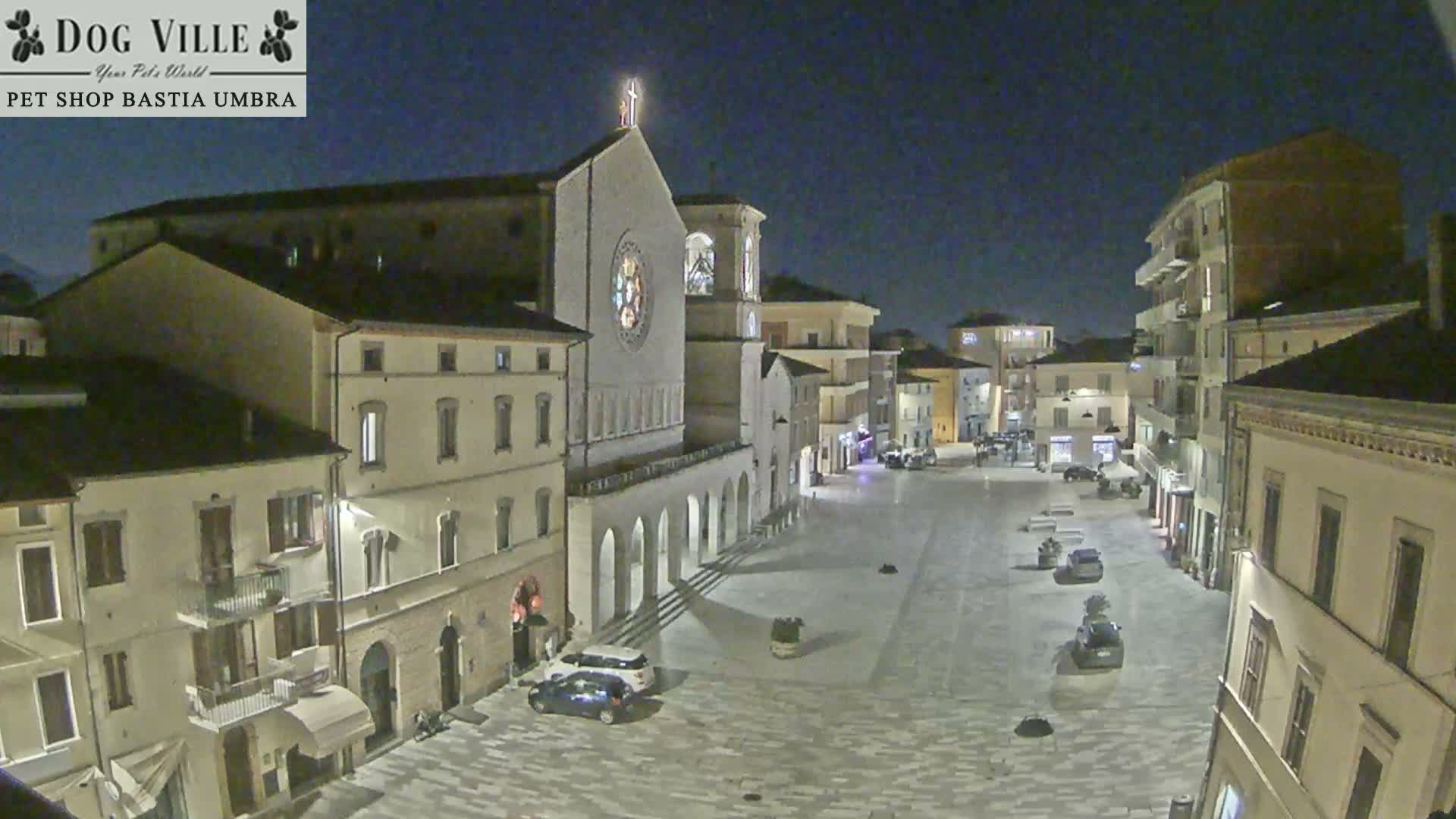 Bastia Umbra, Piazza Giuseppe Mazzini Square Live Cam - Perugia, Umbria, Italy