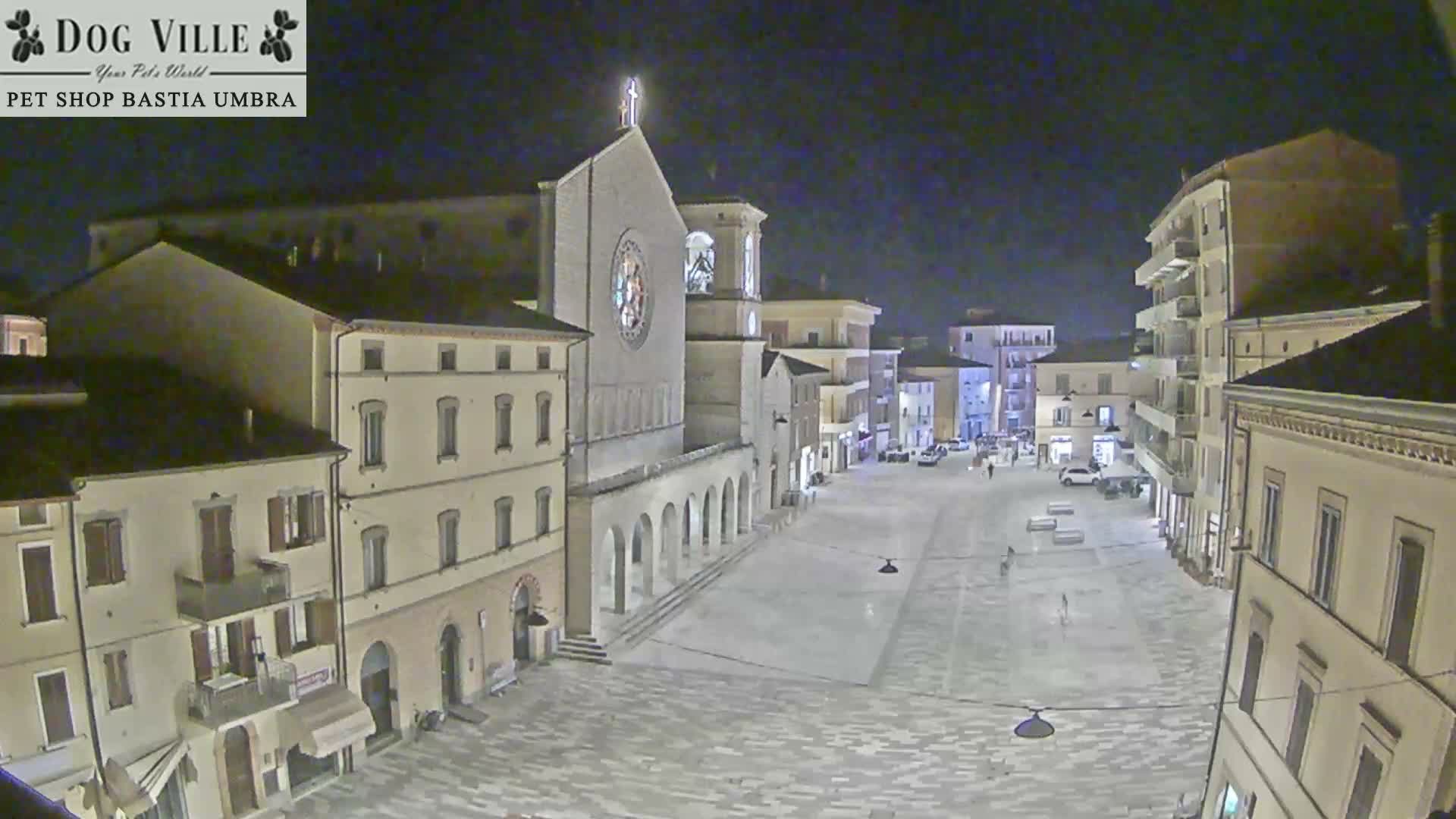Bastia Umbra, Piazza Giuseppe Mazzini Square Live Cam - Perugia, Umbria, Italy