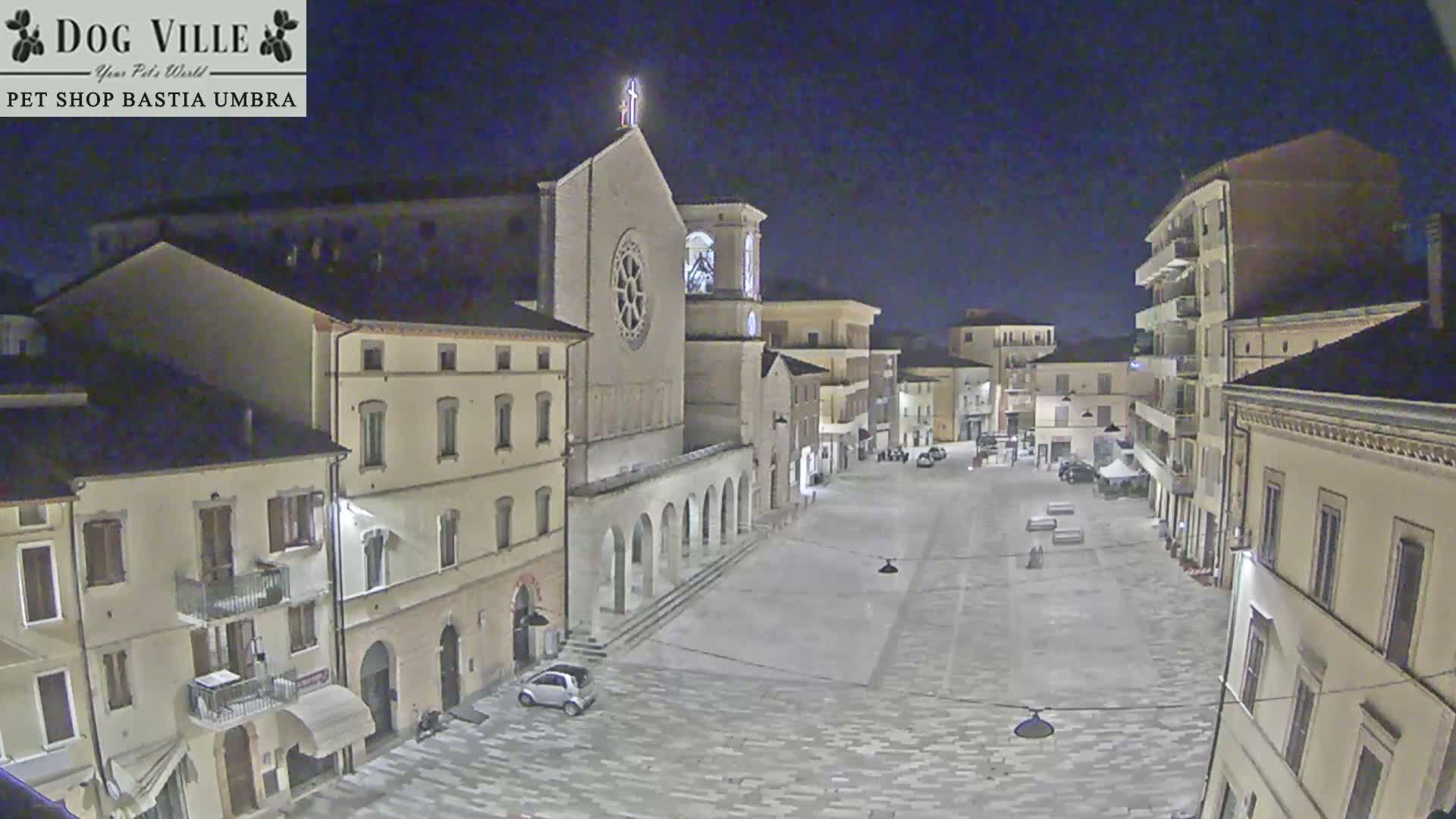 Bastia Umbra, Piazza Giuseppe Mazzini Square Live Cam - Perugia, Umbria, Italy