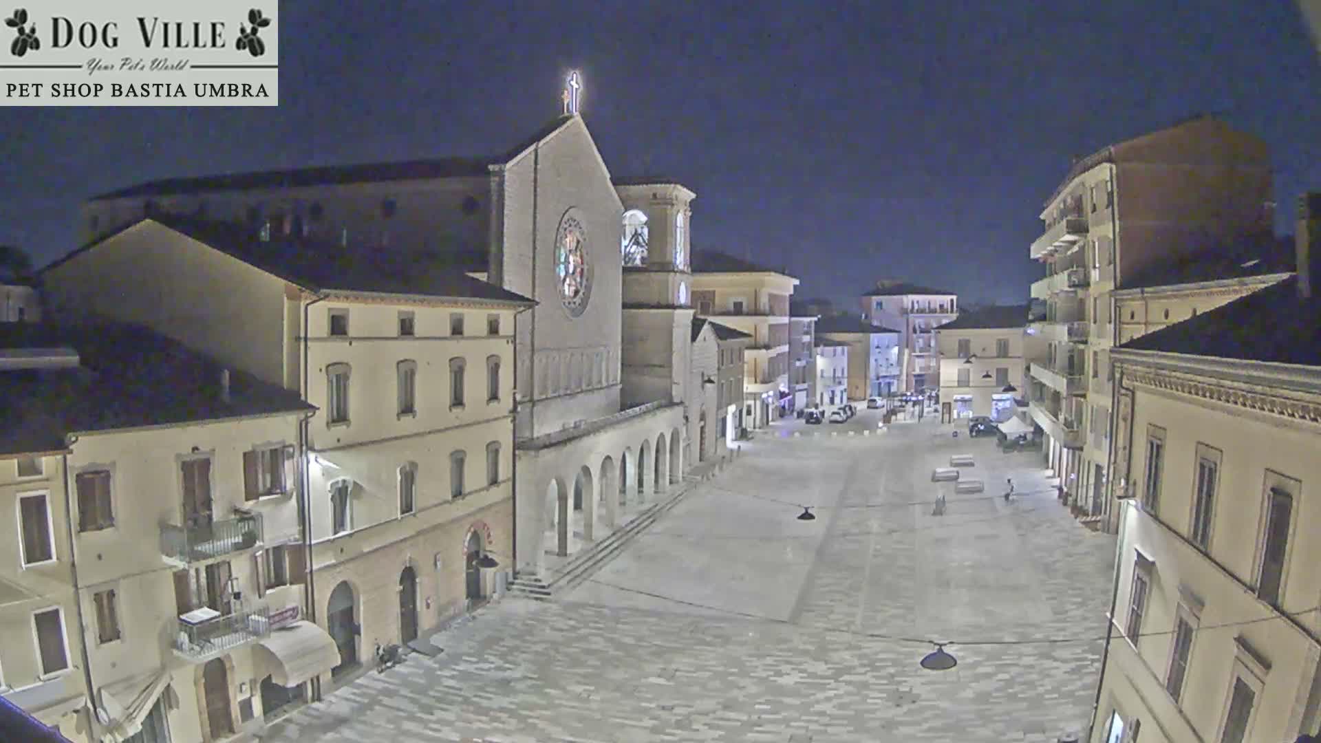 Bastia Umbra, Piazza Giuseppe Mazzini Square Live Cam - Perugia, Umbria, Italy