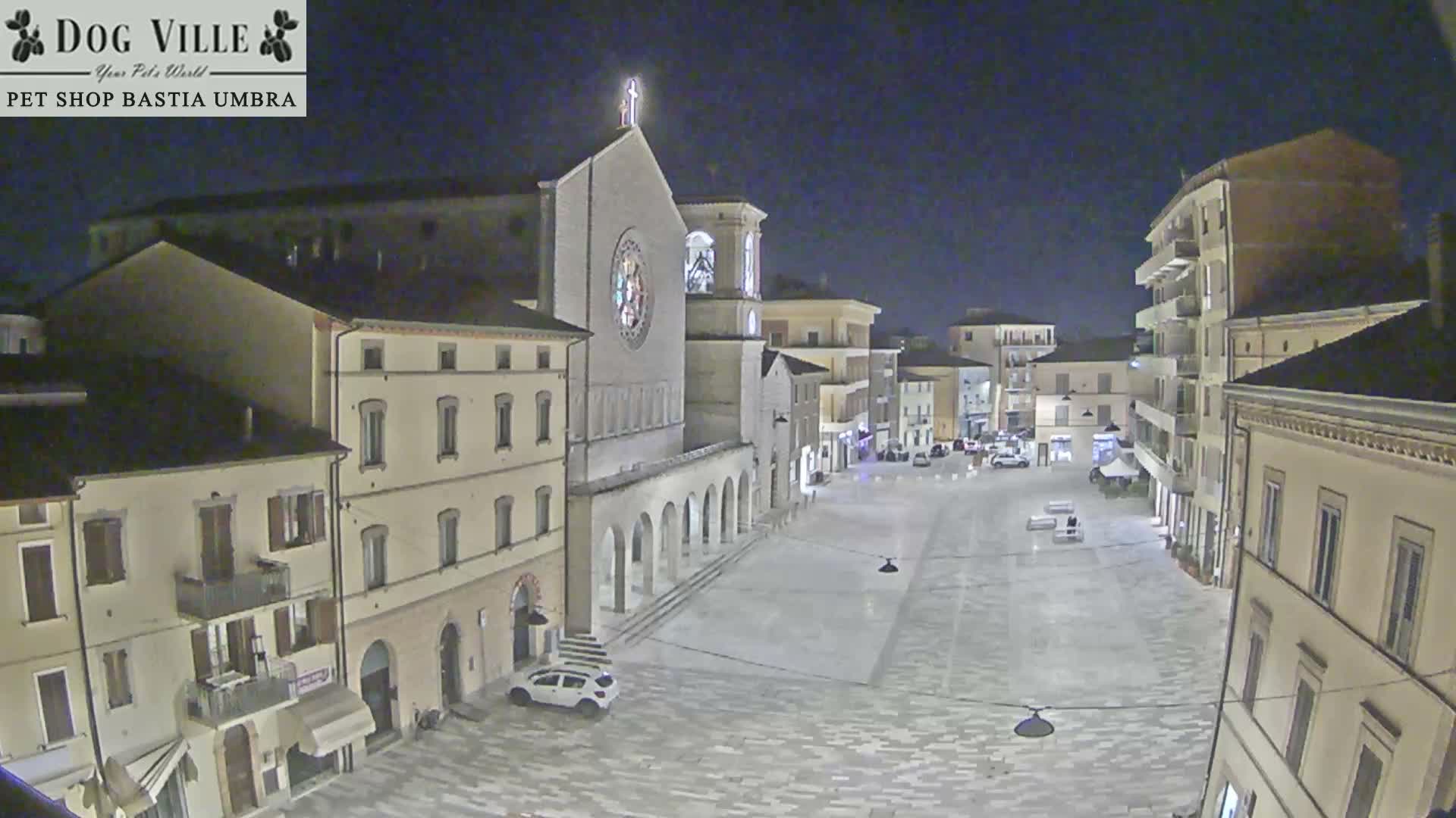 Bastia Umbra, Piazza Giuseppe Mazzini Square Live Cam - Perugia, Umbria, Italy