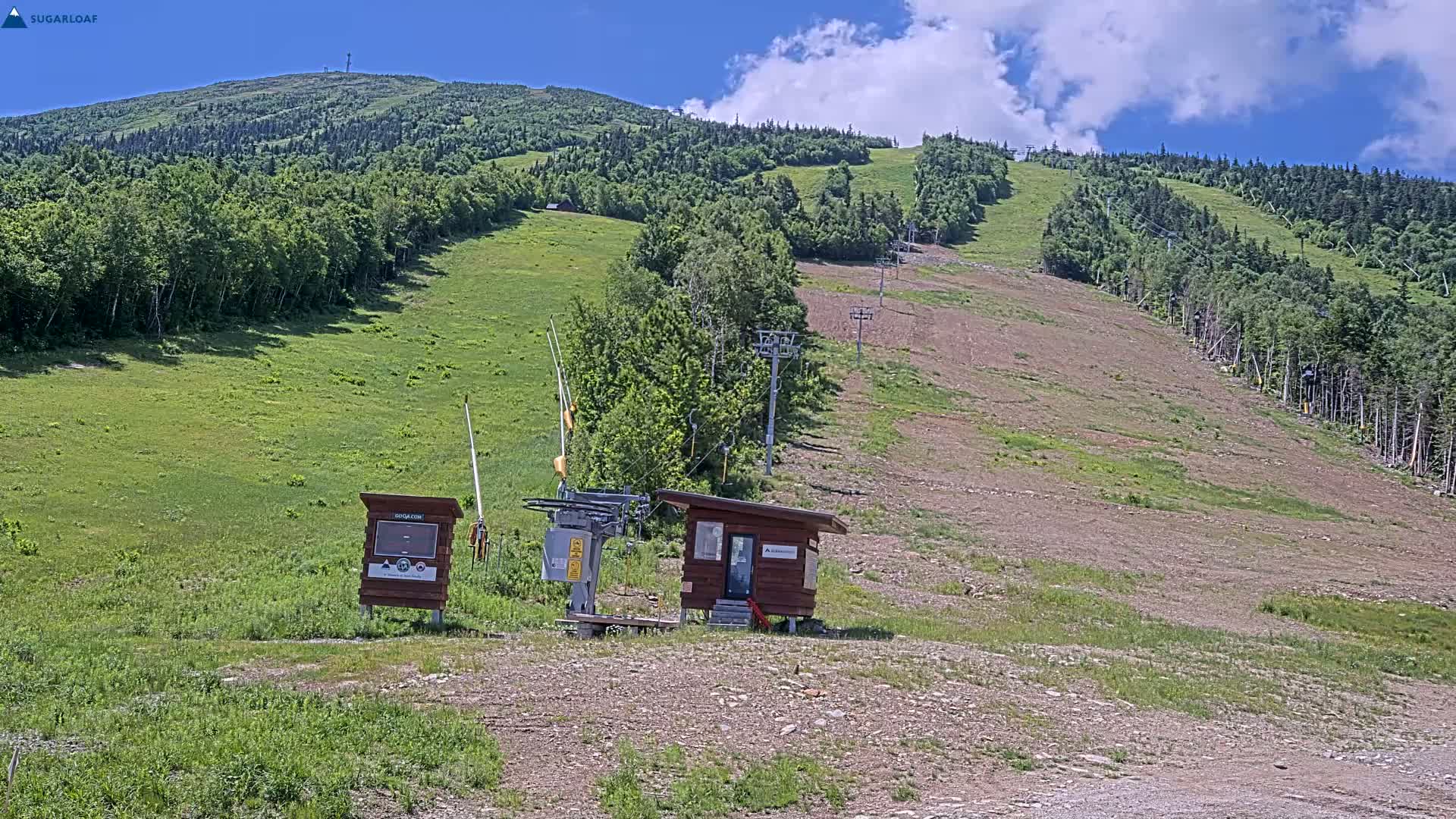 Sugarloaf Mountain Ski Slopes Live Cam -  Kingfield, Franklin, Maine, USA