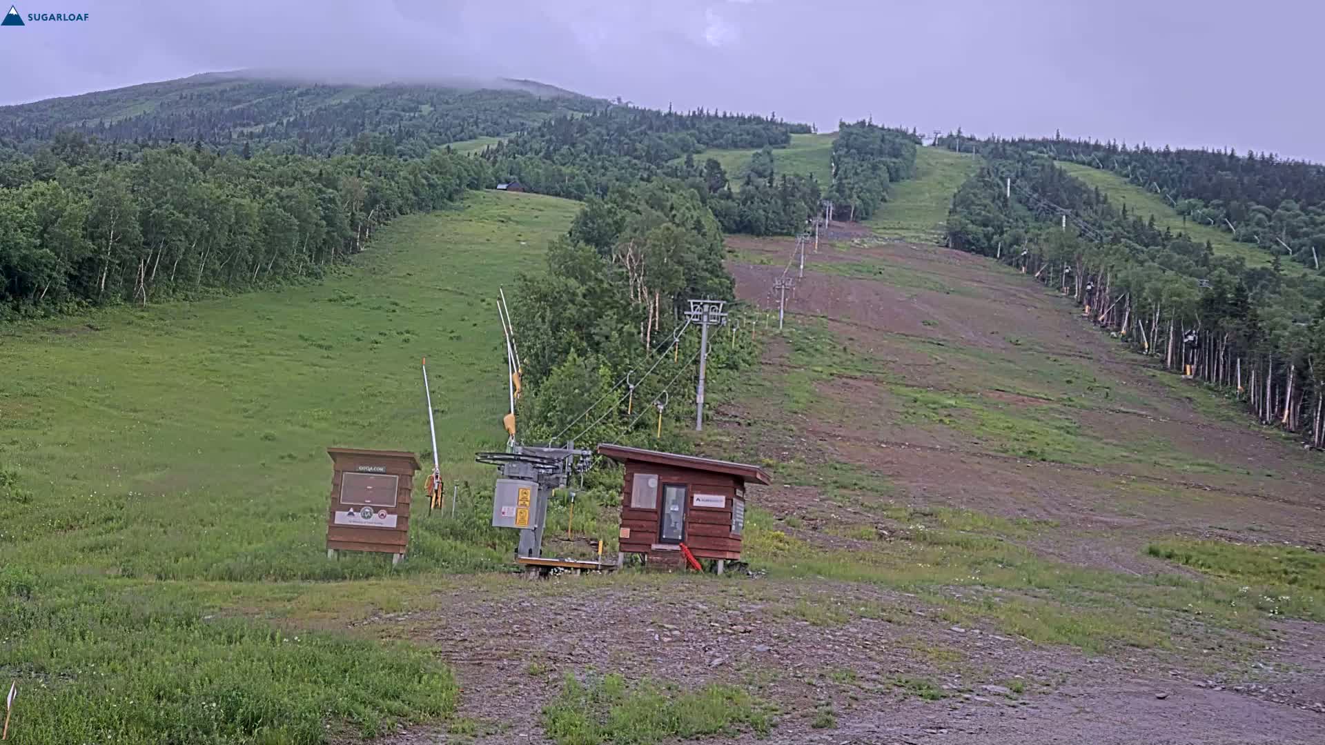 Sugarloaf Mountain Ski Slopes Live Cam -  Kingfield, Franklin, Maine, USA