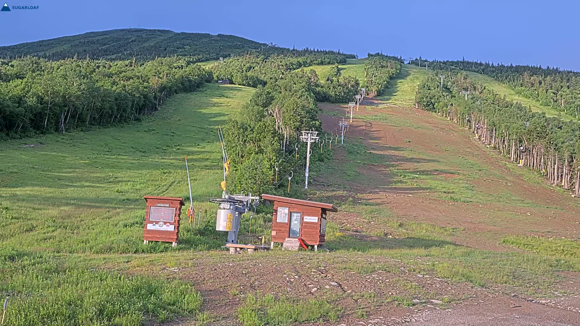 Sugarloaf Mountain Ski Slopes Live Cam -  Kingfield, Franklin, Maine, USA