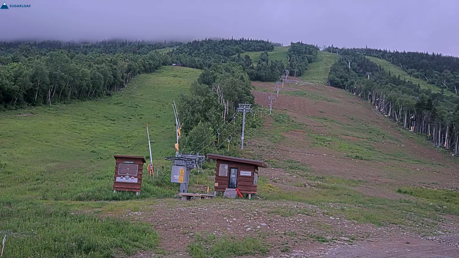 Sugarloaf Mountain Ski Slopes Live Cam -  Kingfield, Franklin, Maine, USA