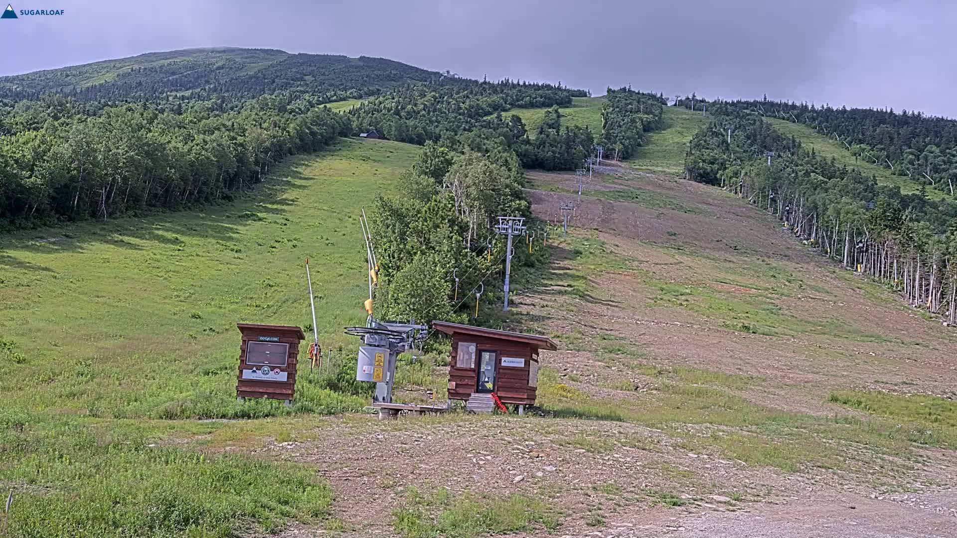 Sugarloaf Mountain Ski Slopes Live Cam -  Kingfield, Franklin, Maine, USA