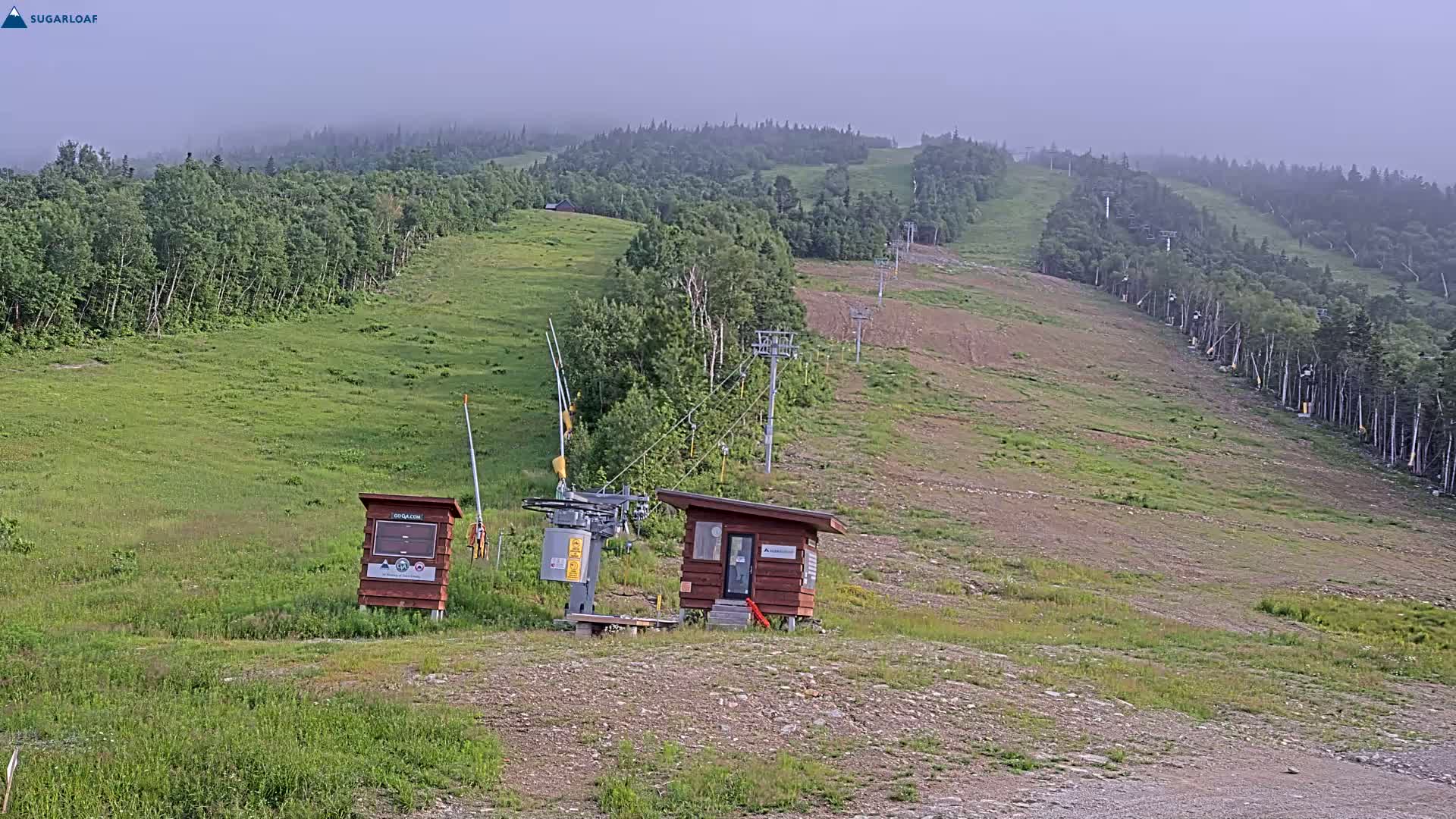 Sugarloaf Mountain Ski Slopes Live Cam -  Kingfield, Franklin, Maine, USA